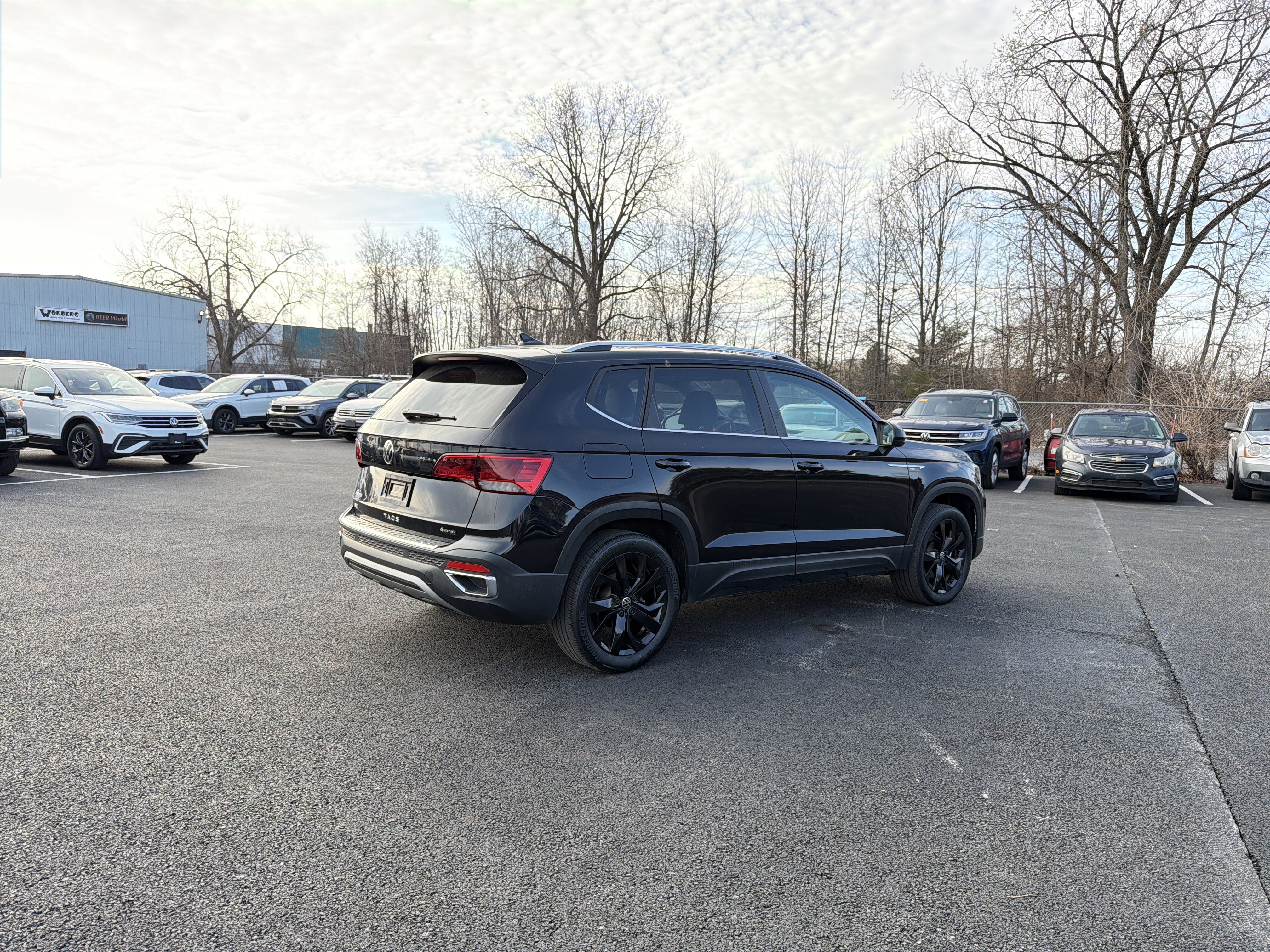 2023 Volkswagen Taos 1.5T SE