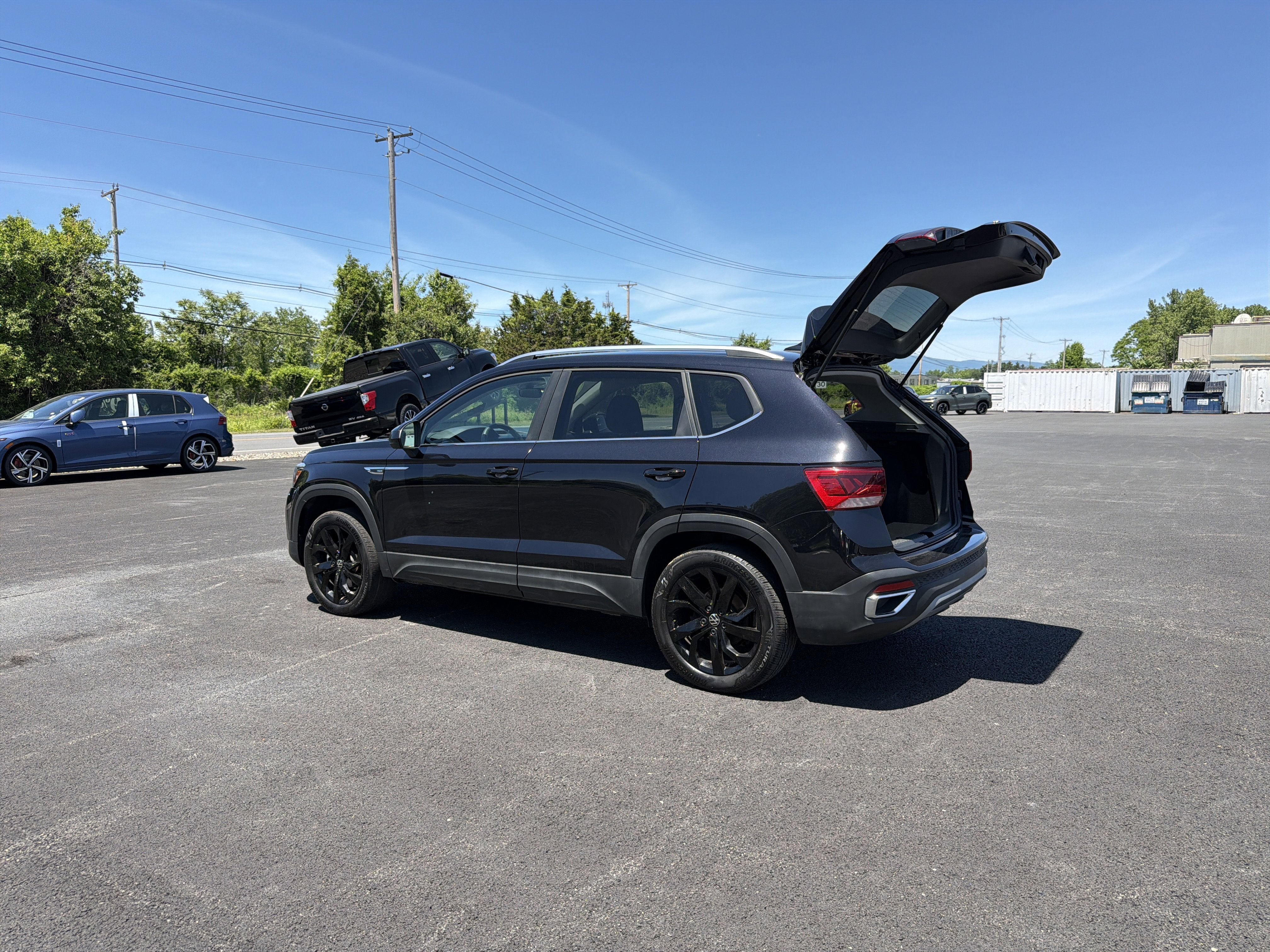2023 Volkswagen Taos 1.5T SE