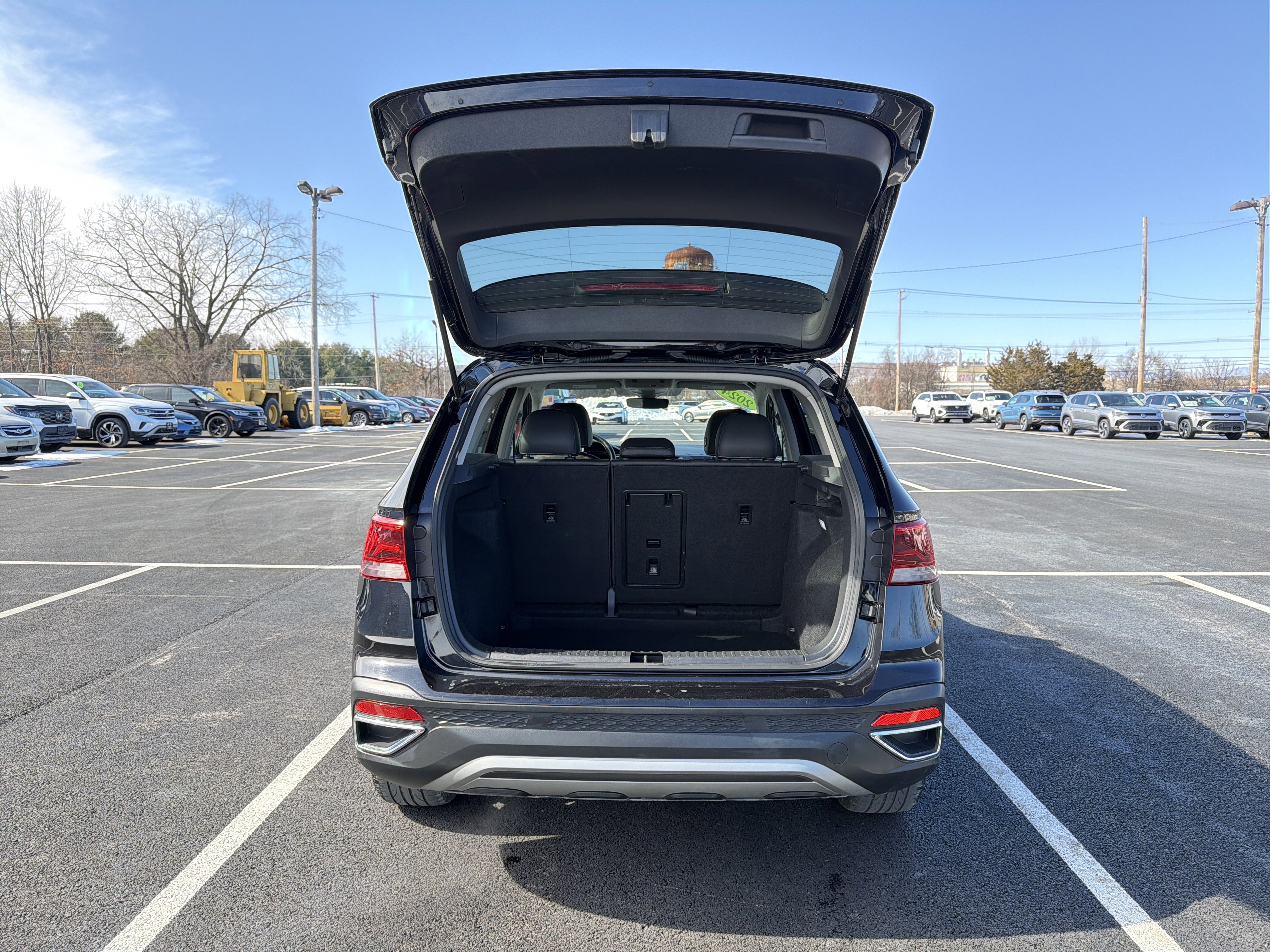 2024 Volkswagen Taos 1.5T SE