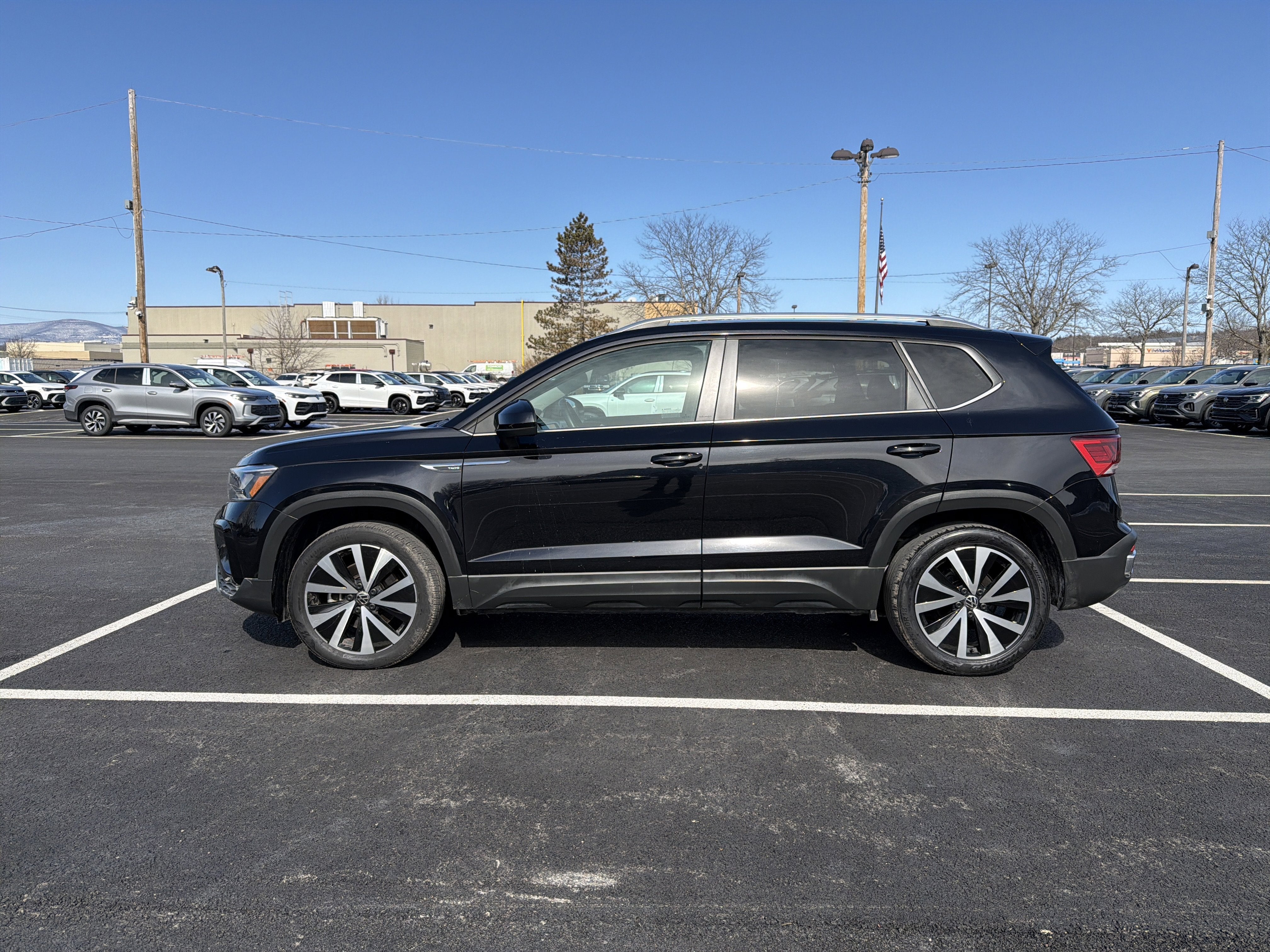 2024 Volkswagen Taos 1.5T SE