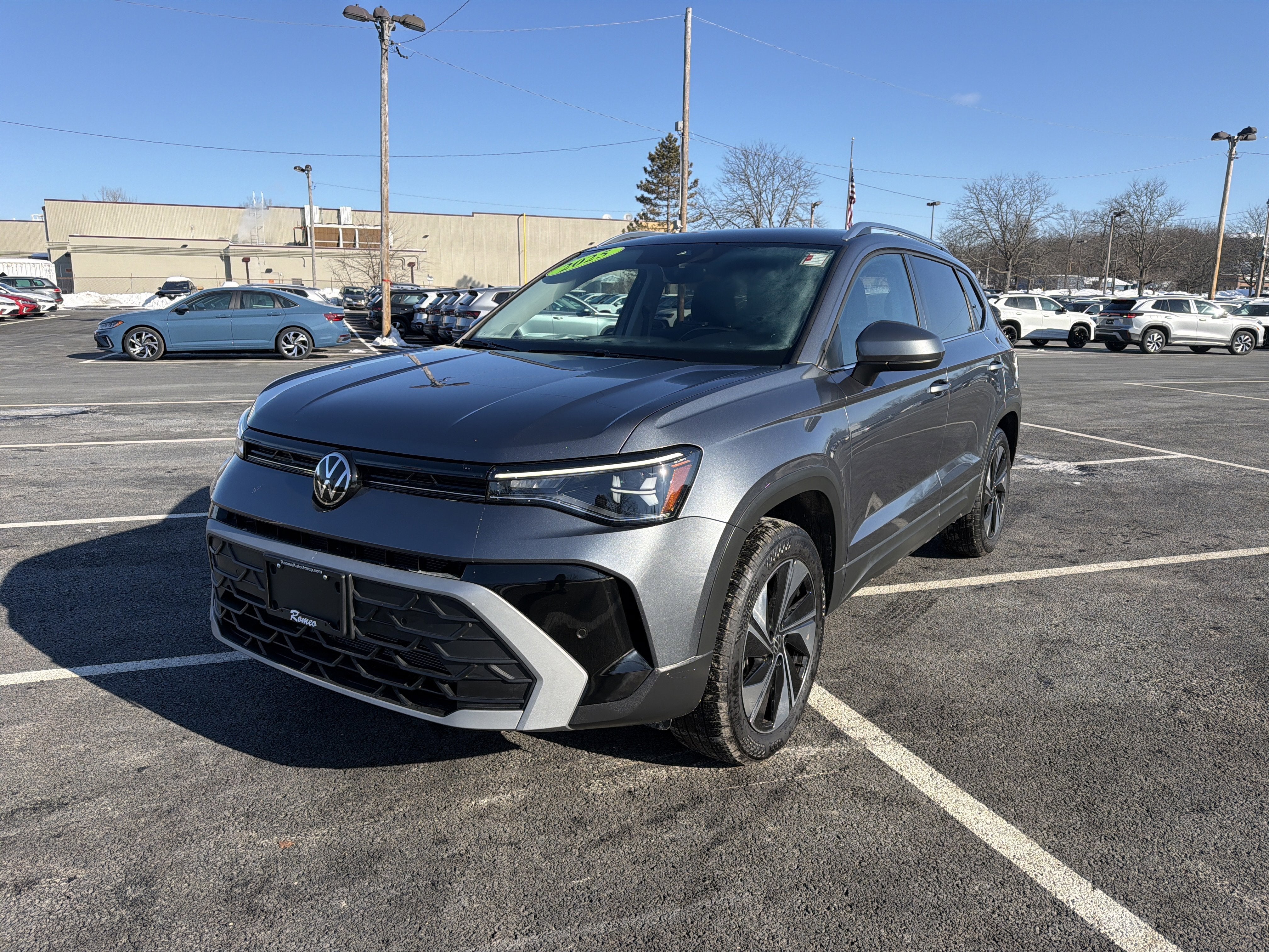 2025 Volkswagen Taos SE