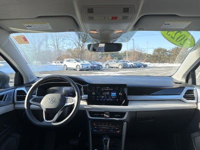 2025 Volkswagen Taos 1.5T SE