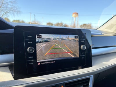 2025 Volkswagen Taos 1.5T SE