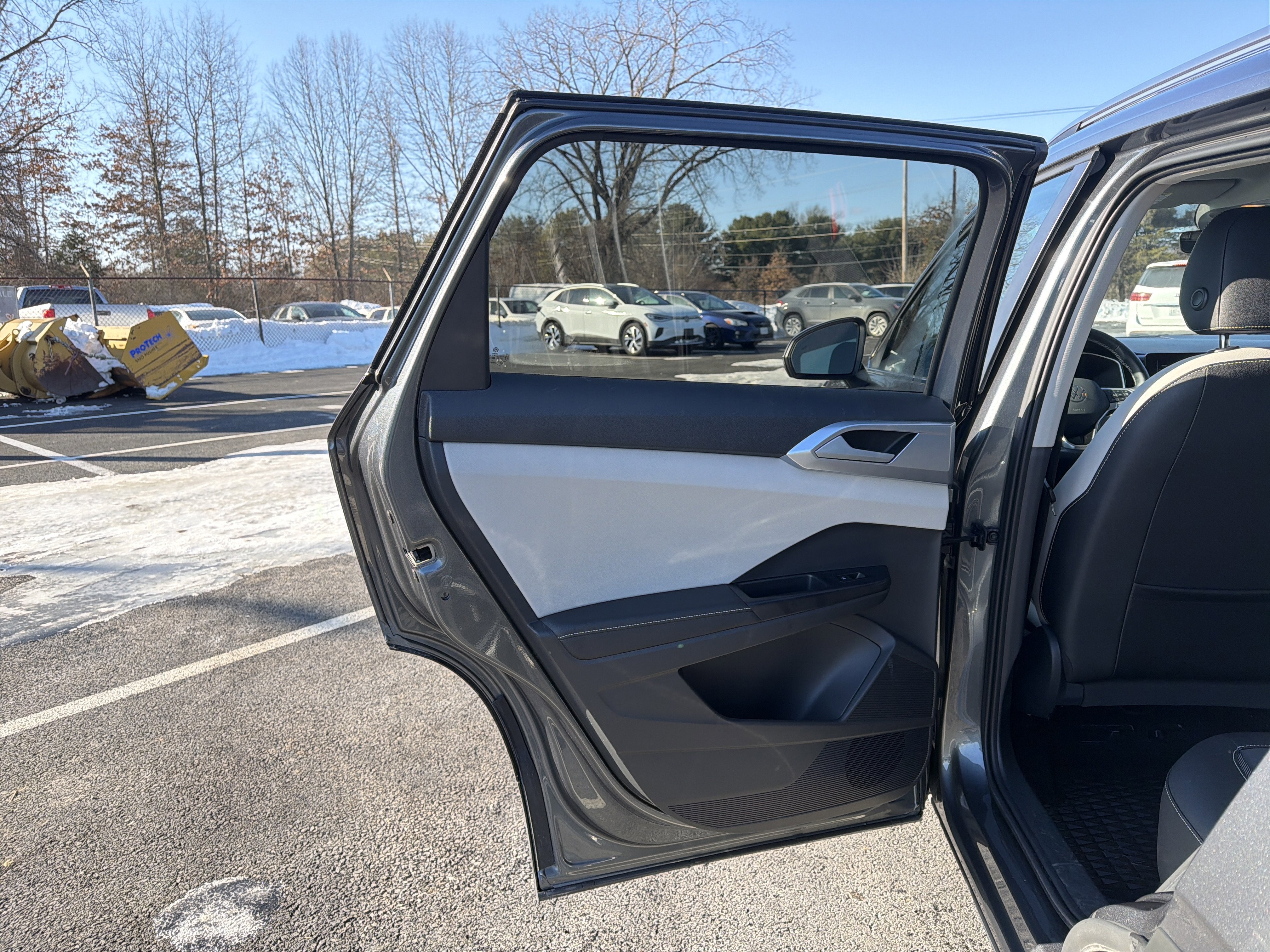 2025 Volkswagen Taos 1.5T SE