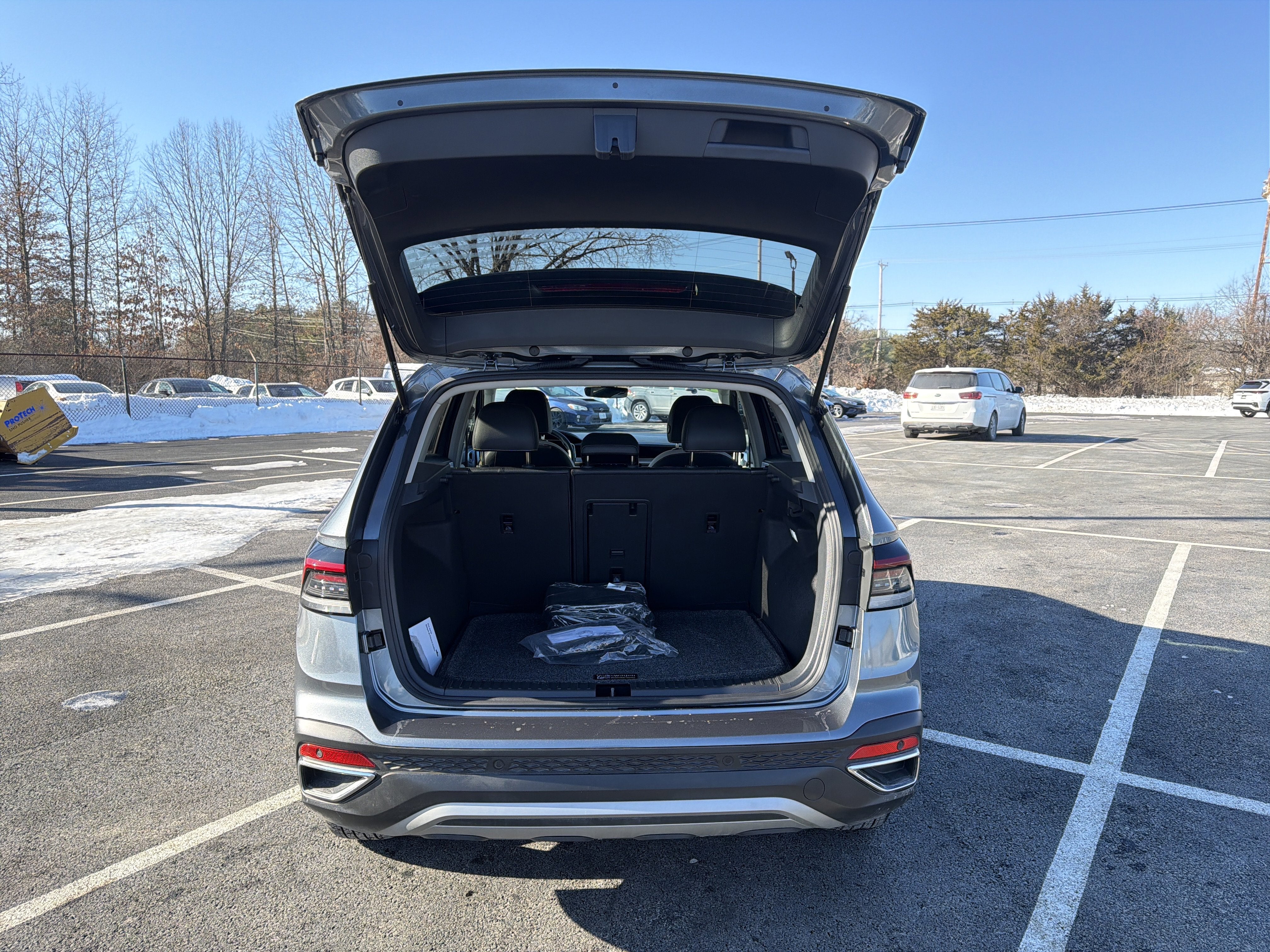 2025 Volkswagen Taos 1.5T SE