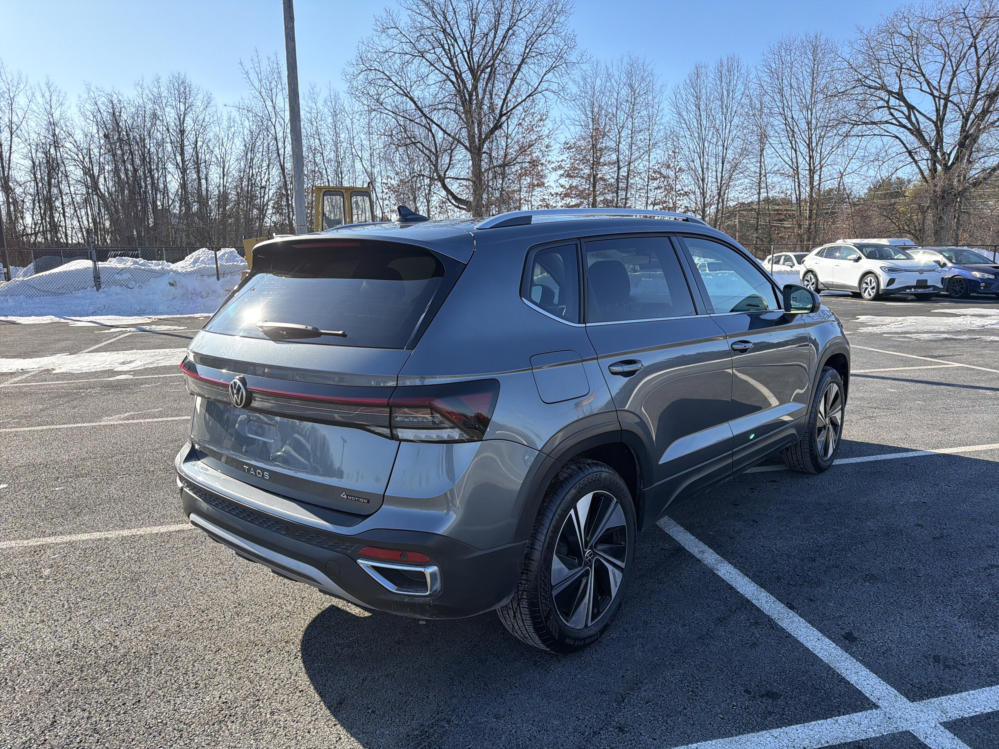 2025 Volkswagen Taos 1.5T SE