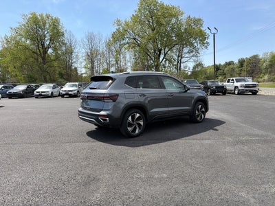 2025 Volkswagen Taos 1.5T SE