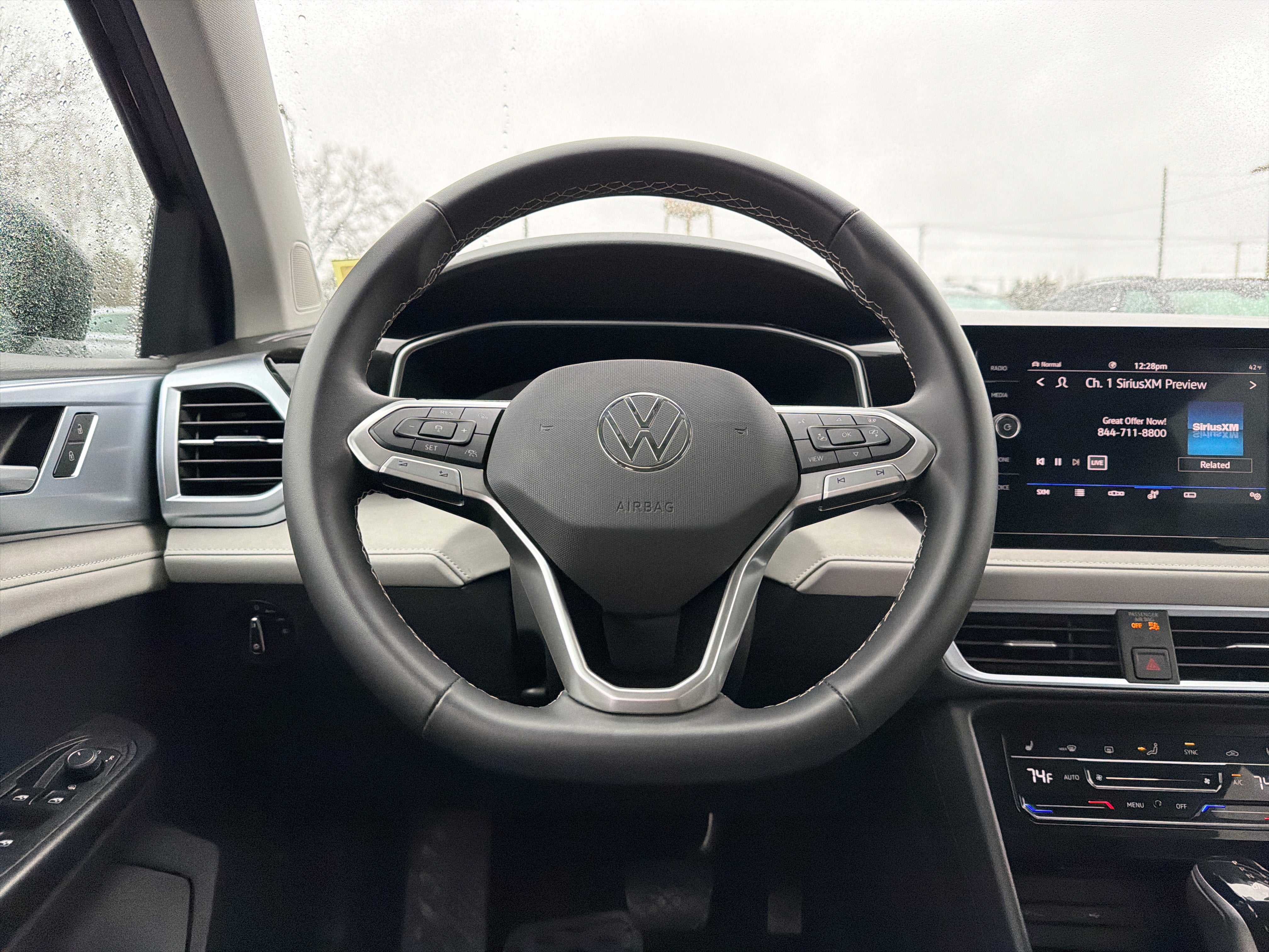 2025 Volkswagen Taos 1.5T SE