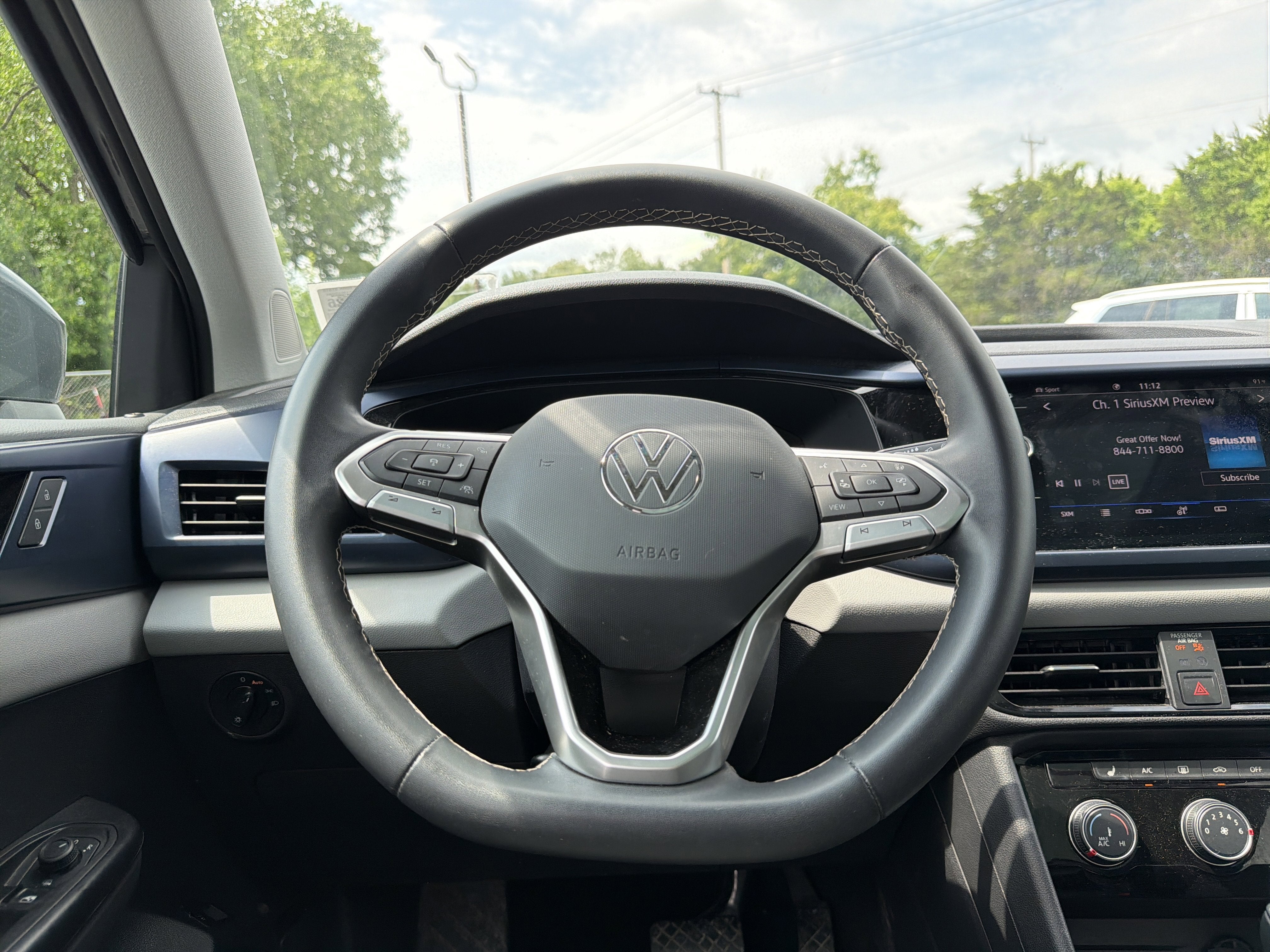 2023 Volkswagen Taos 1.5T SE