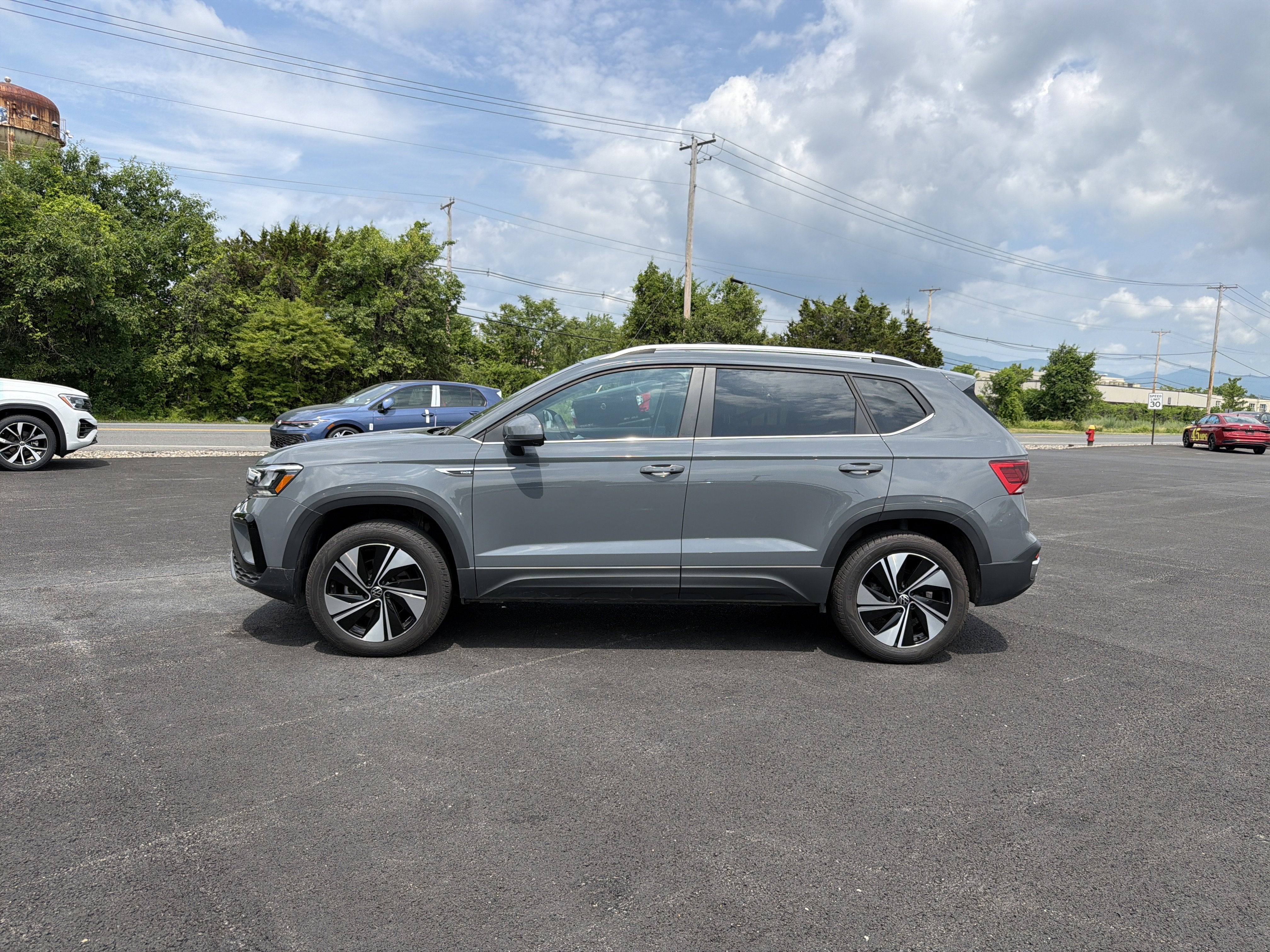 2023 Volkswagen Taos 1.5T SE