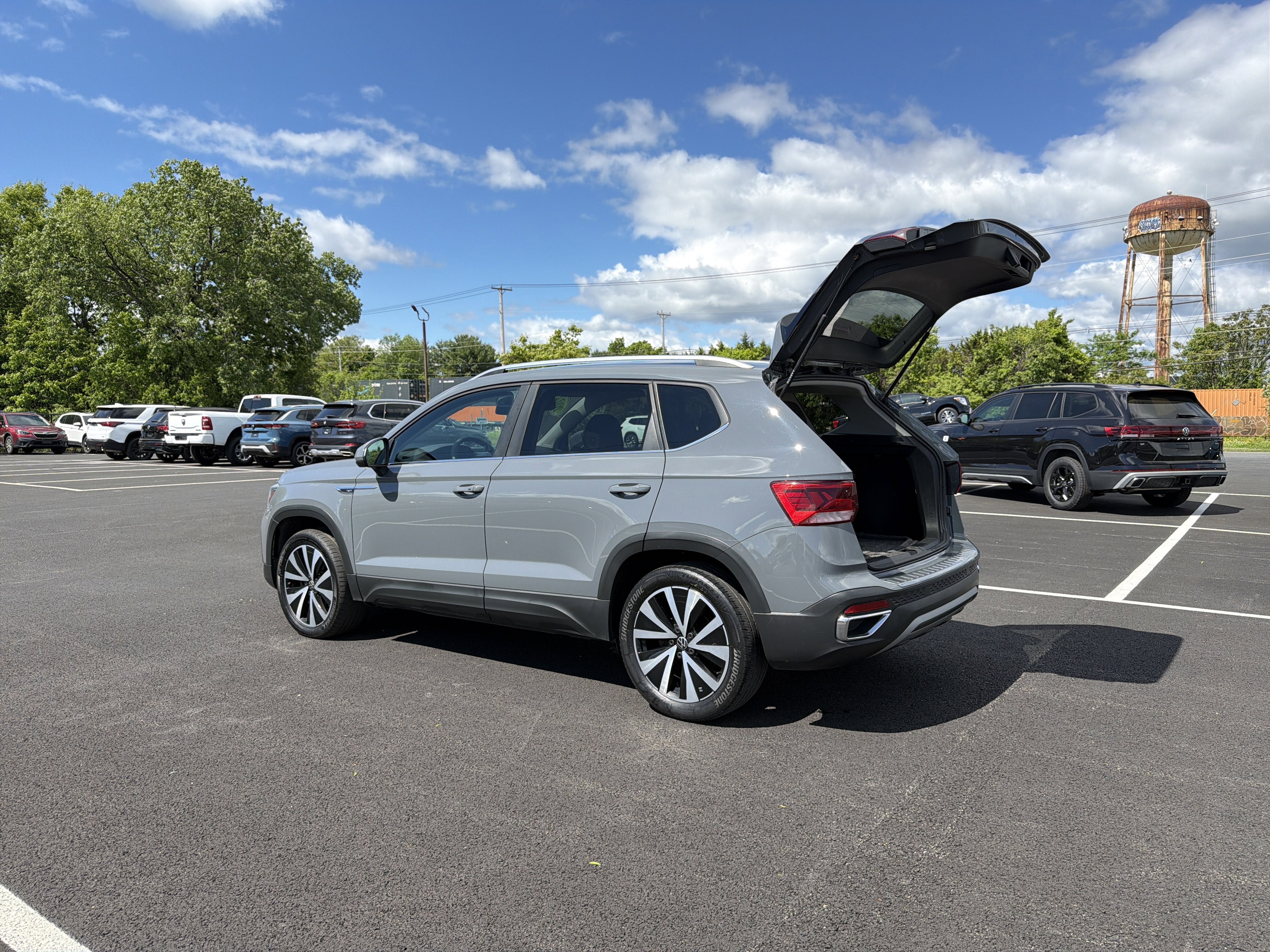 2022 Volkswagen Taos 1.5T SE