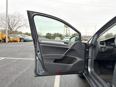 2018 Volkswagen Golf SportWagen S 4Motion