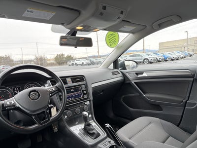 2018 Volkswagen Golf SportWagen S 4Motion