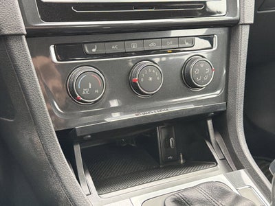 2018 Volkswagen Golf SportWagen S 4Motion