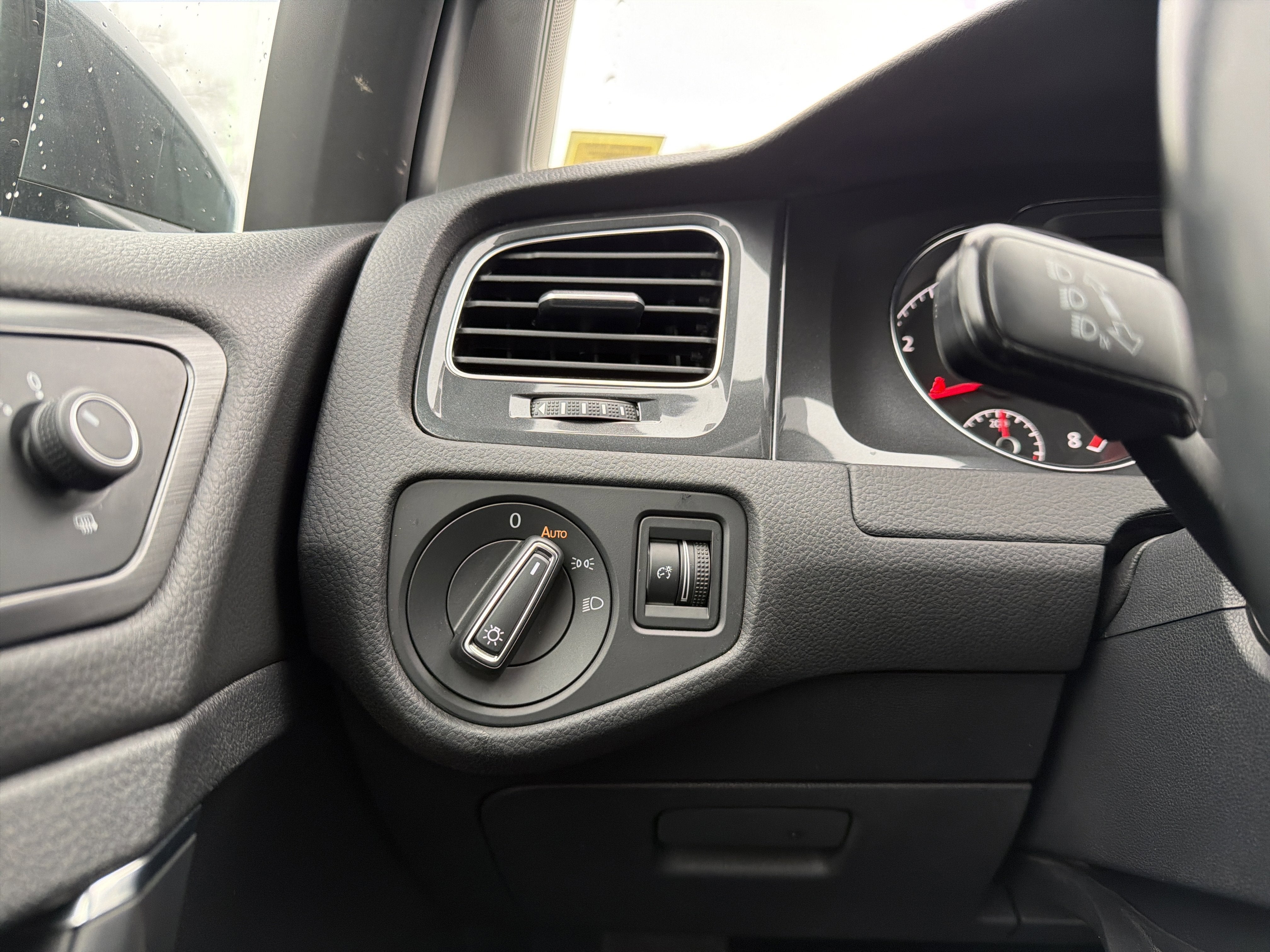 2018 Volkswagen Golf SportWagen S 4Motion