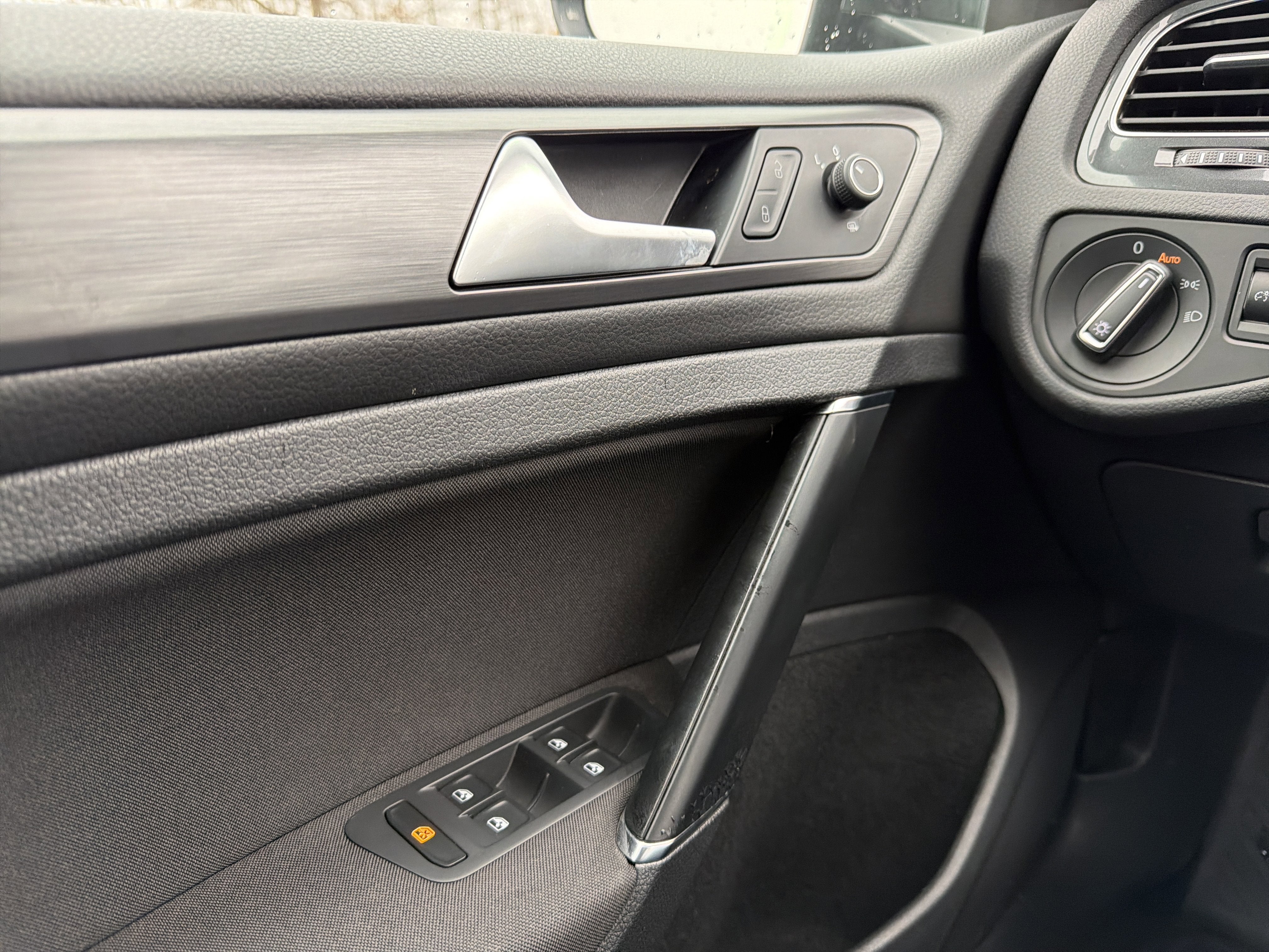 2018 Volkswagen Golf SportWagen S 4Motion