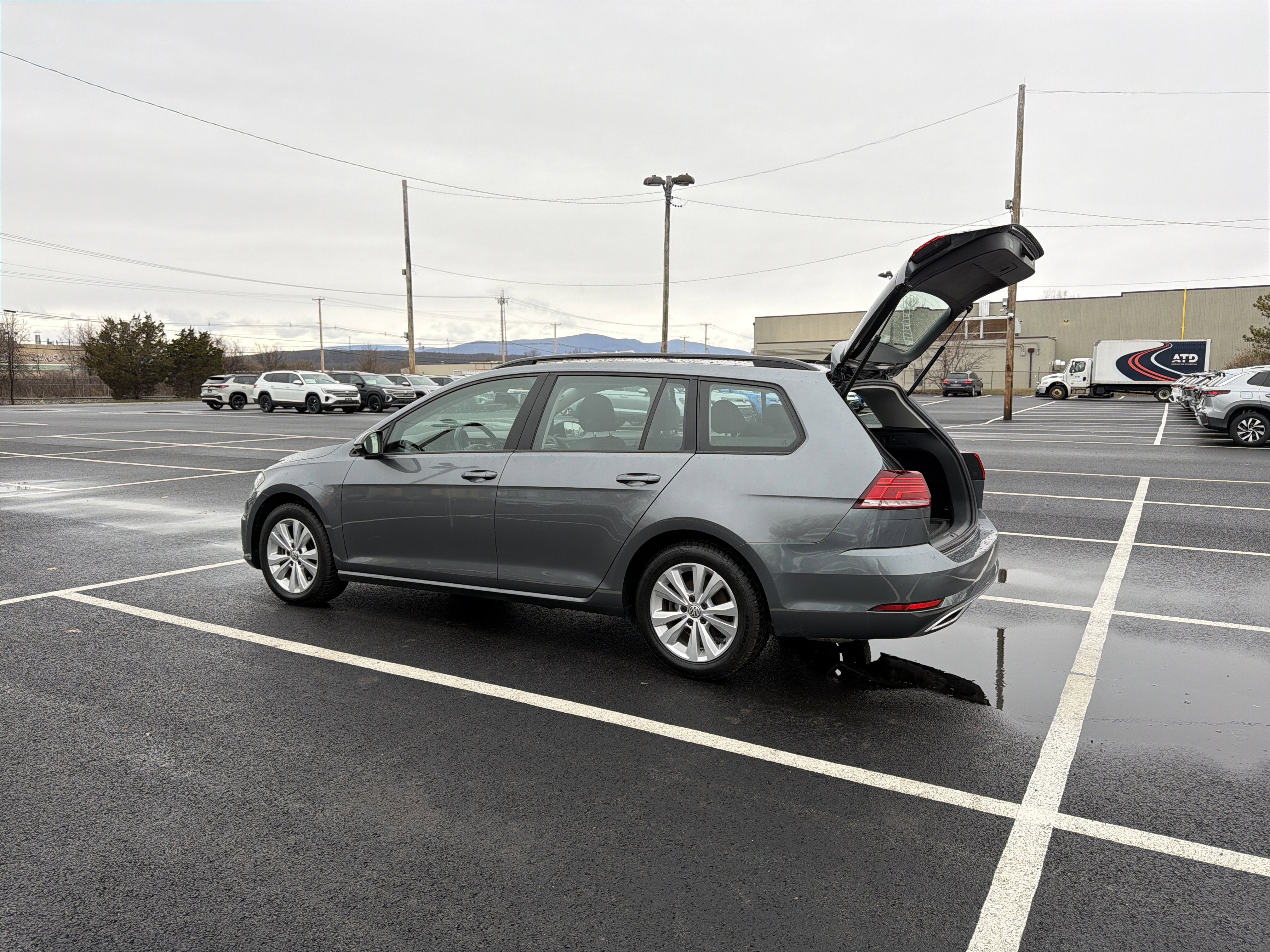 2018 Volkswagen Golf SportWagen S 4Motion