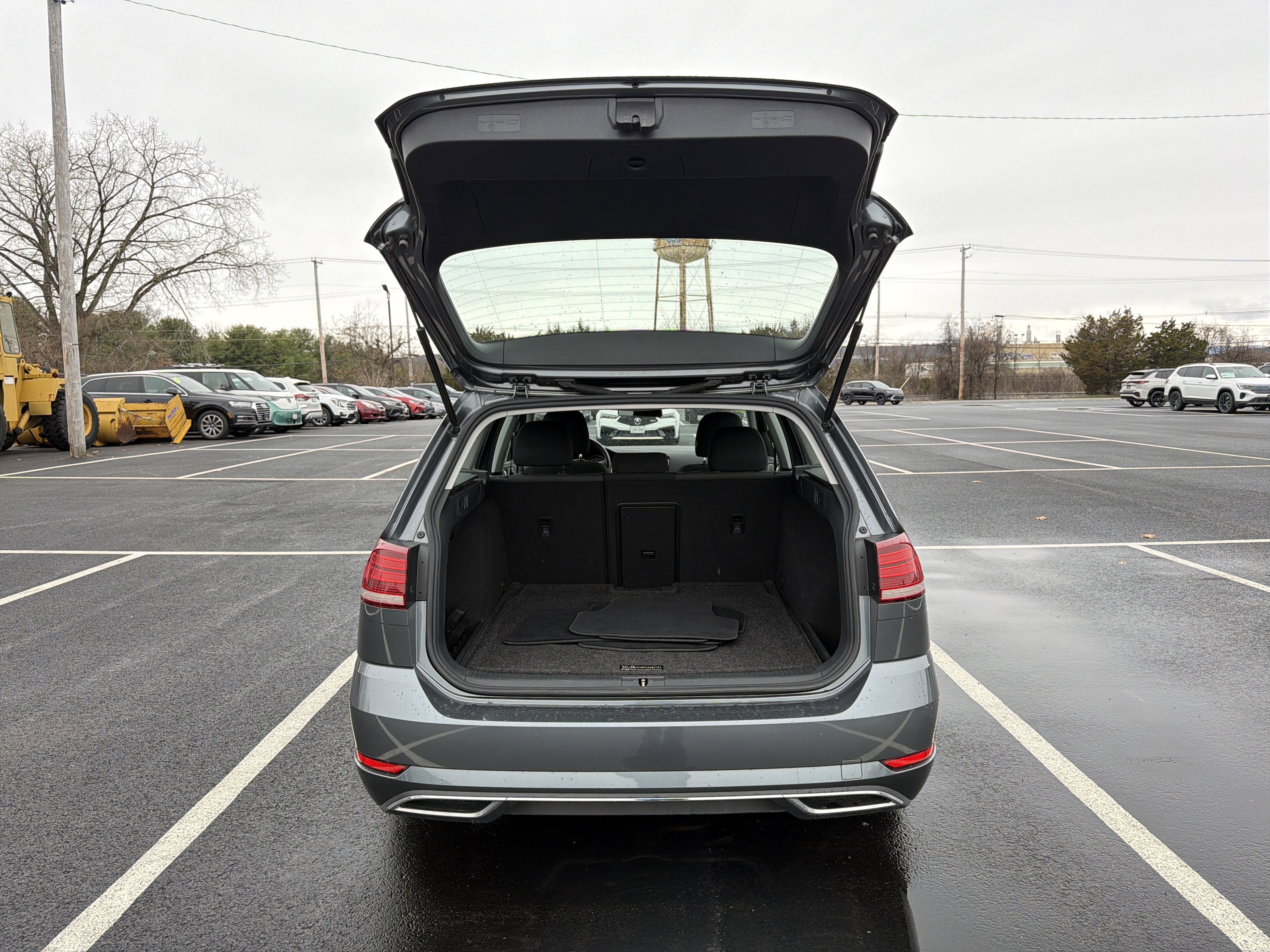 2018 Volkswagen Golf SportWagen S 4Motion