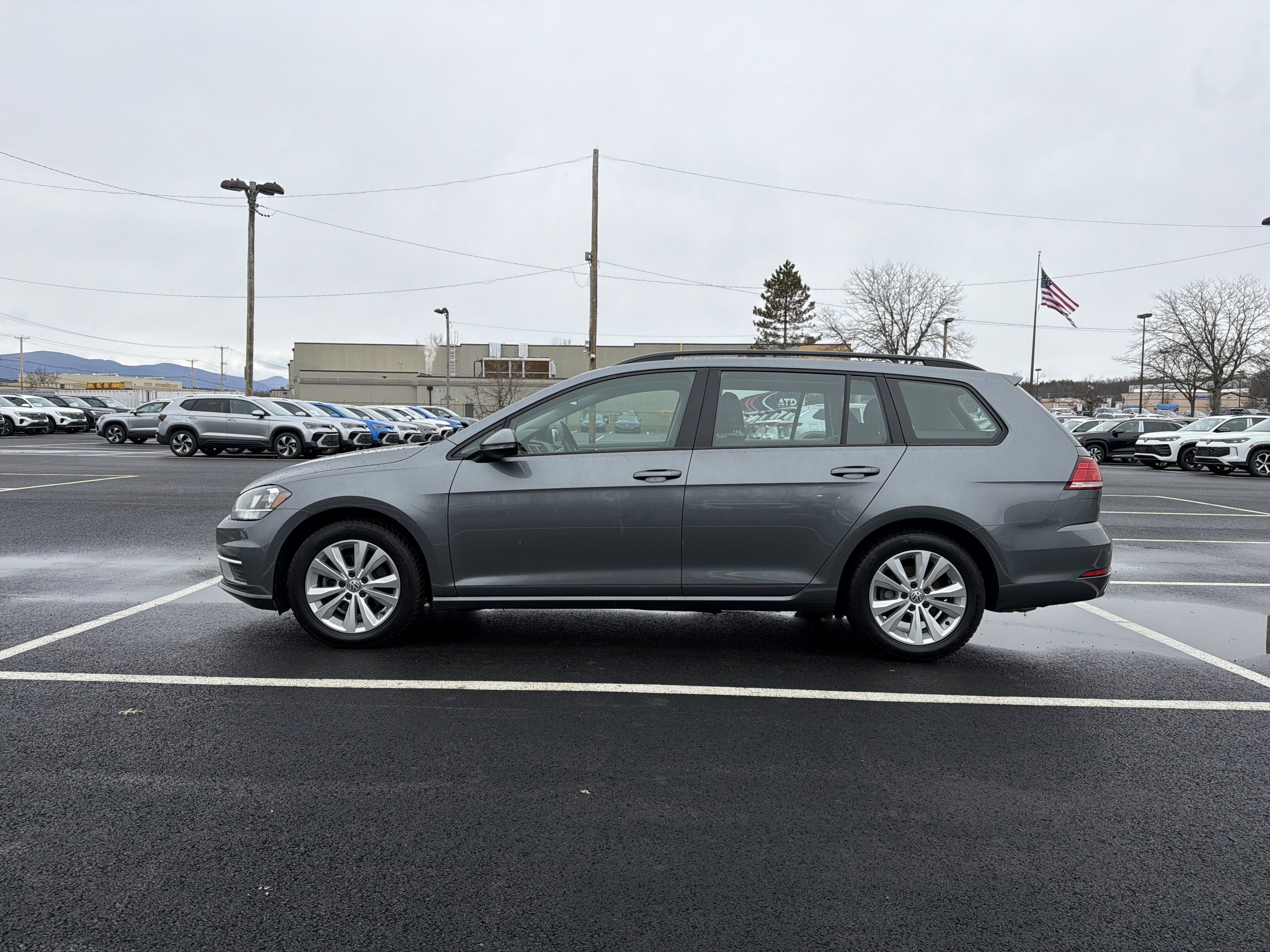 2018 Volkswagen Golf SportWagen S 4Motion