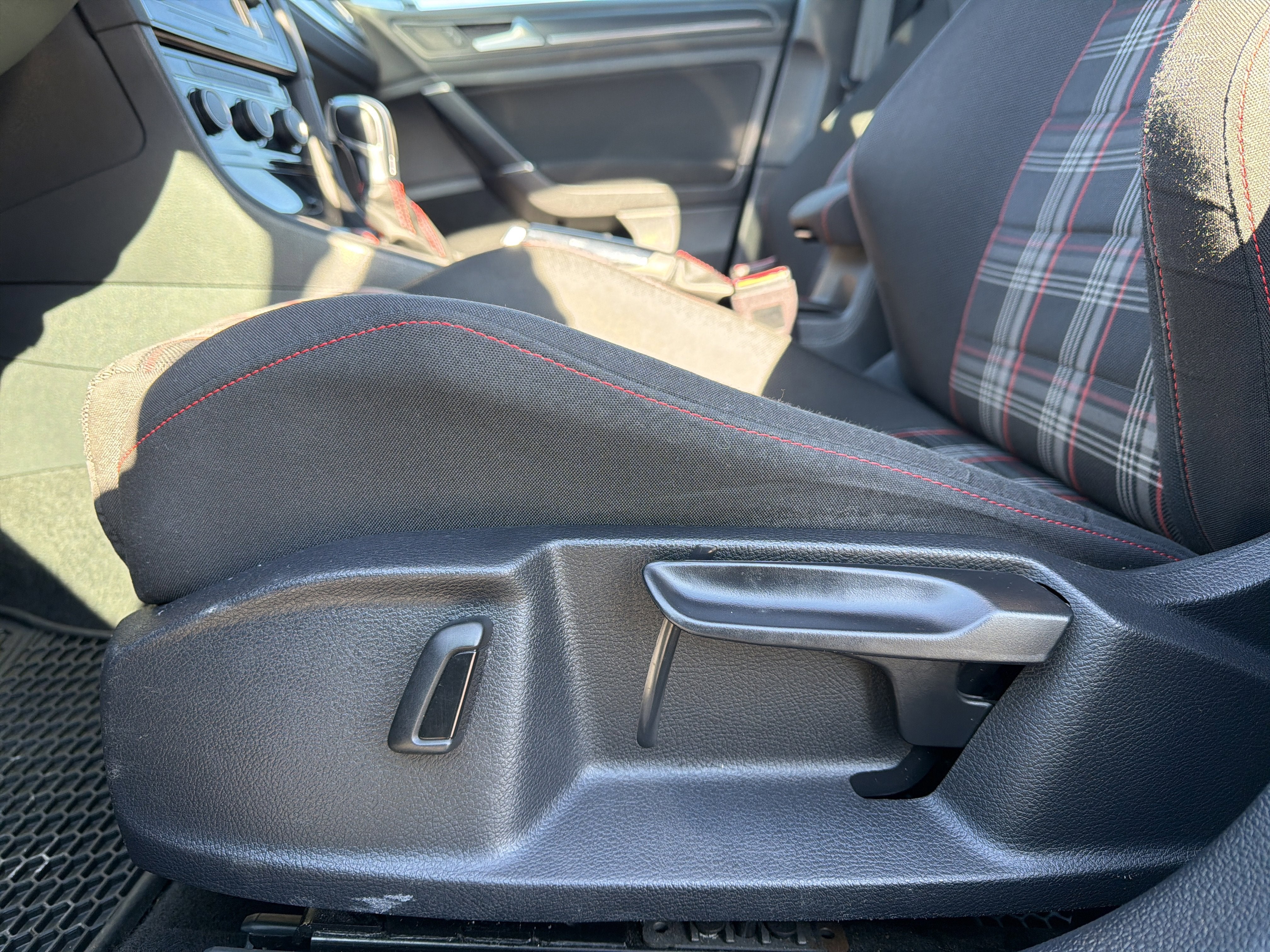 2019 Volkswagen Golf GTI 2.0T Rabbit Edition