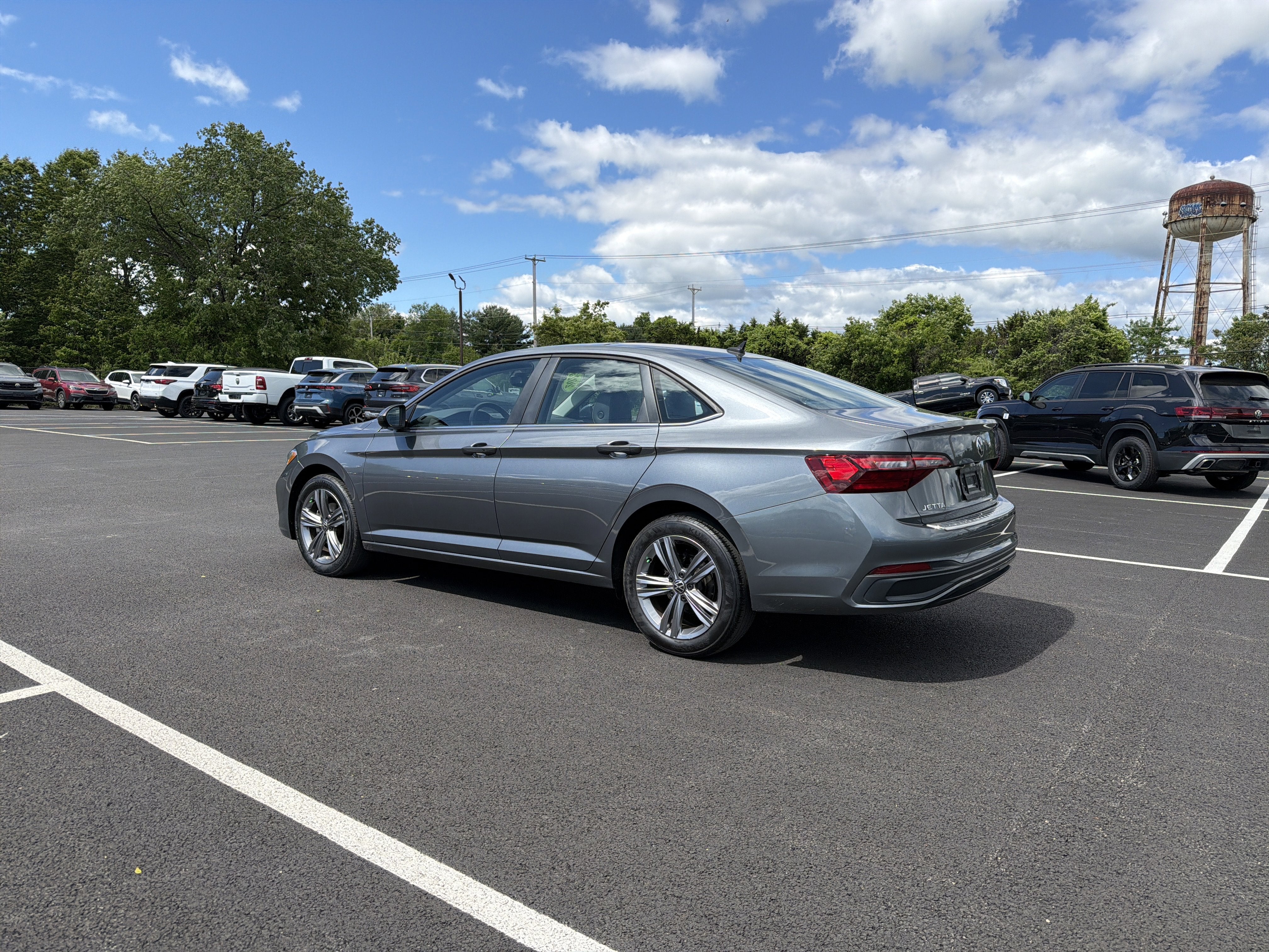 2023 Volkswagen Jetta 1.5T SE