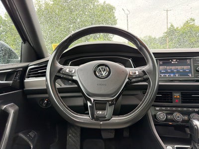 2021 Volkswagen Jetta R-Line