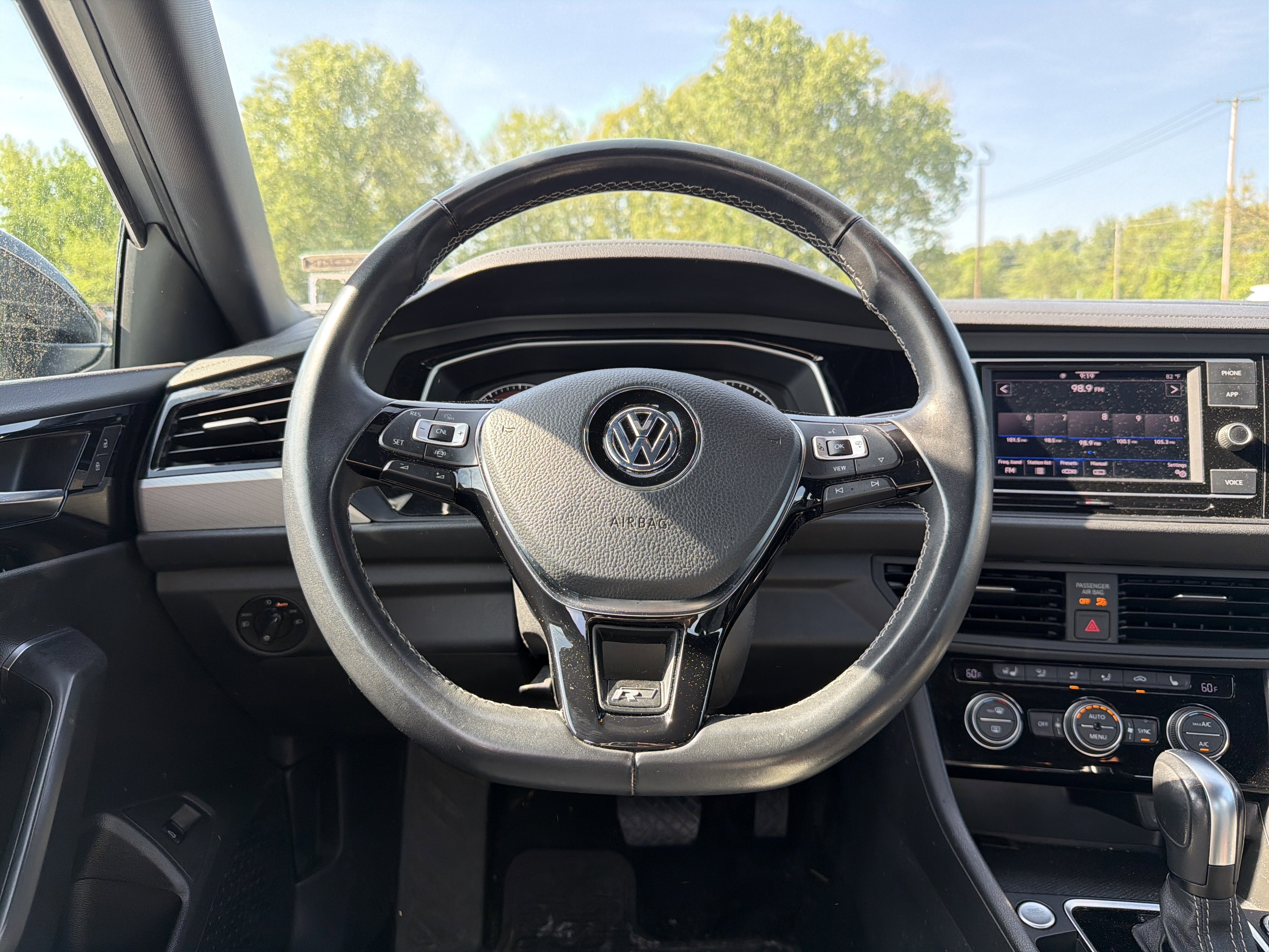 2020 Volkswagen Jetta R-Line