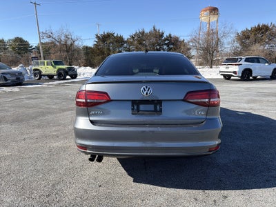 2016 Volkswagen Jetta 1.8T Sport