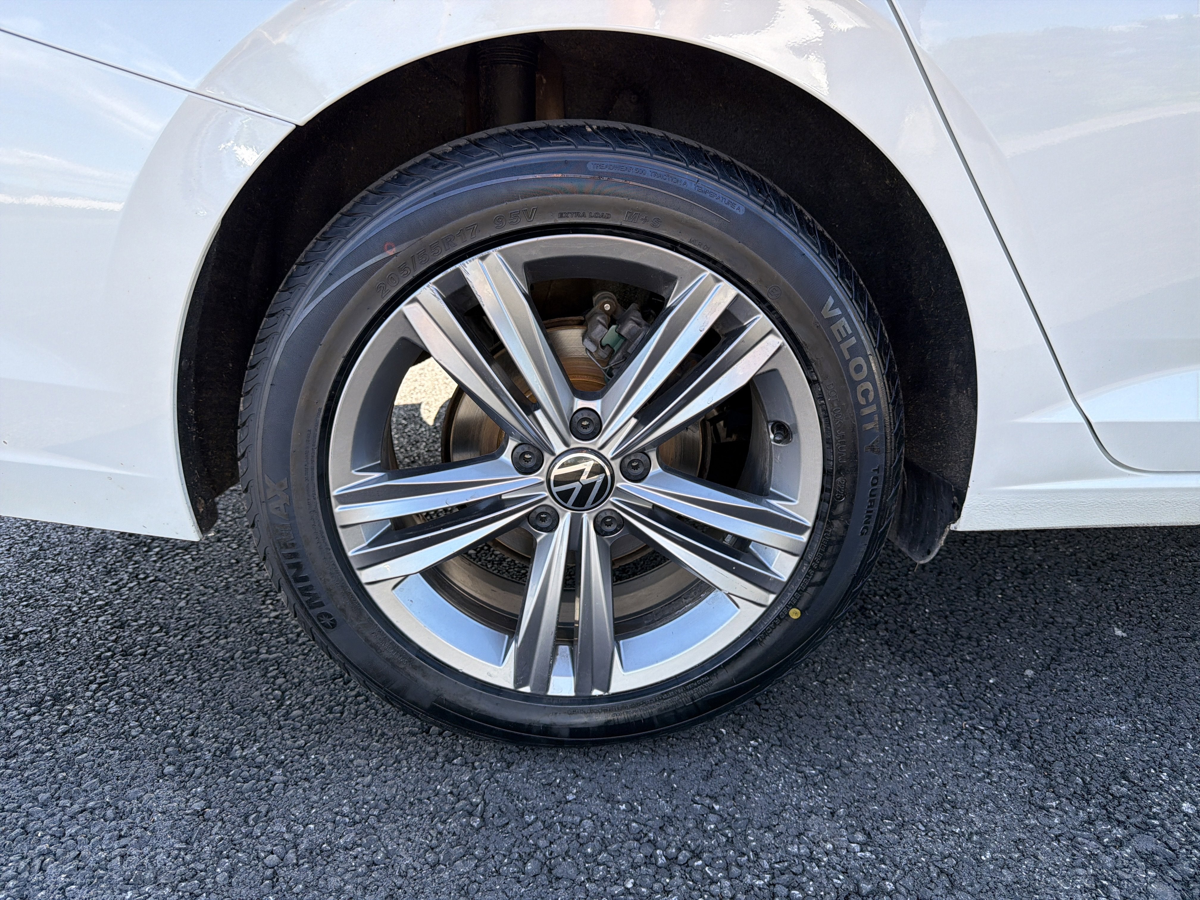 2023 Volkswagen Jetta 1.5T SE