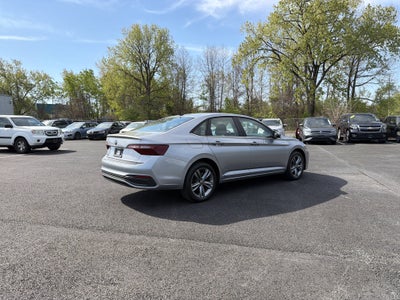 2024 Volkswagen Jetta 1.5T SE