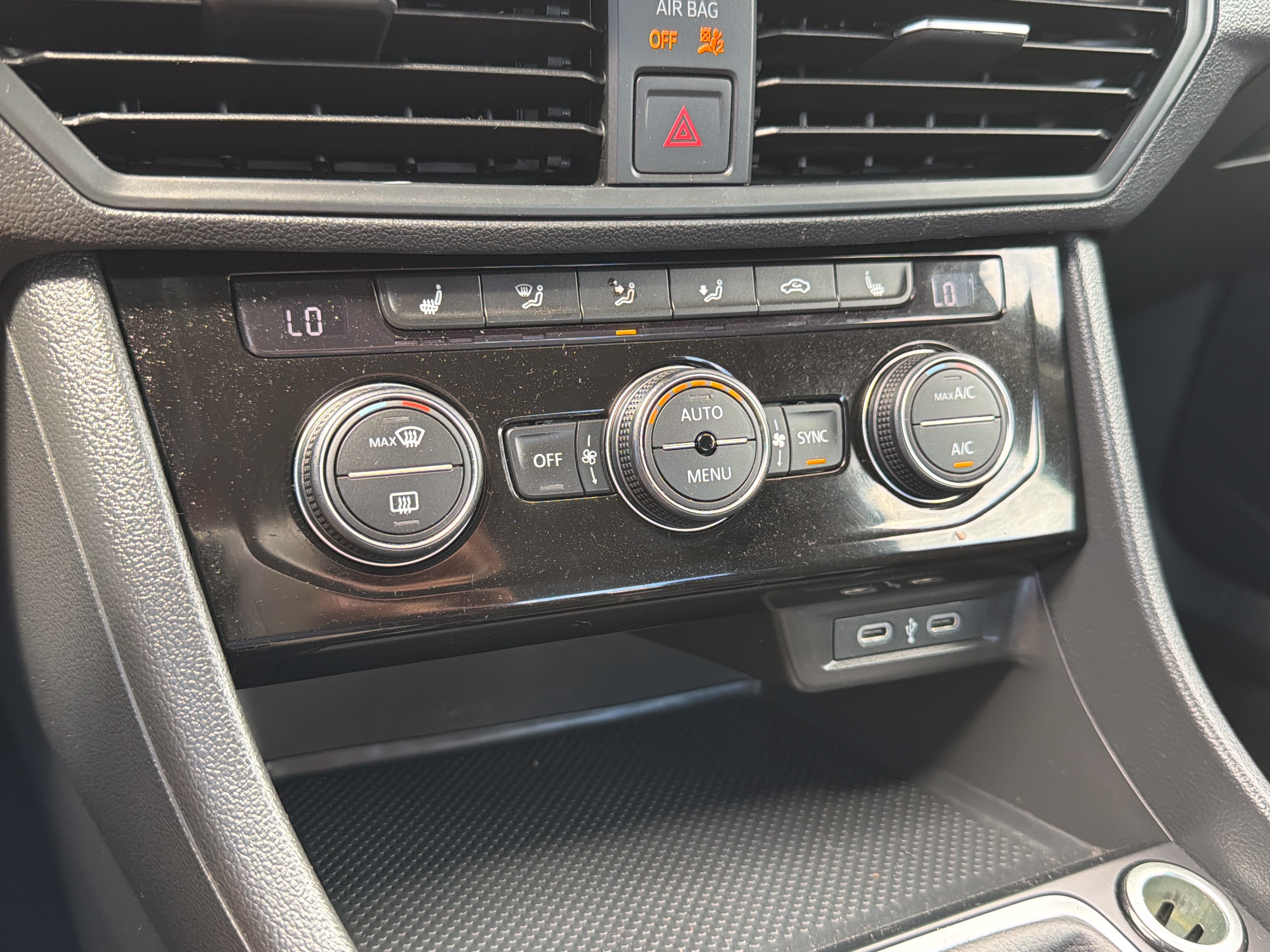 2024 Volkswagen Jetta SE - Photo 20