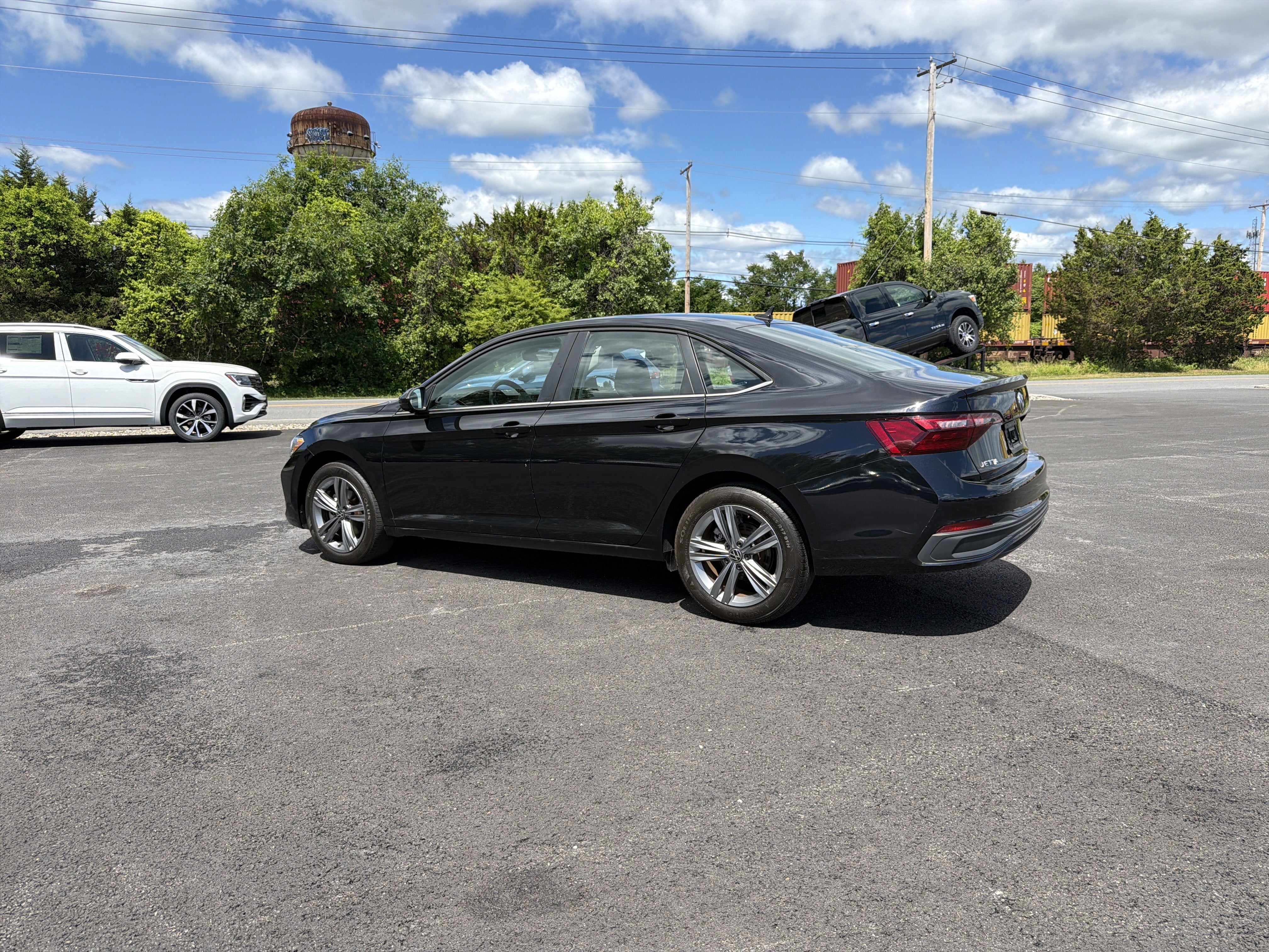 2024 Volkswagen Jetta SE - Photo 8
