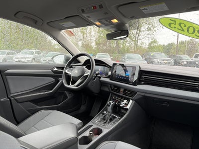 2025 Volkswagen Jetta 1.5T SE