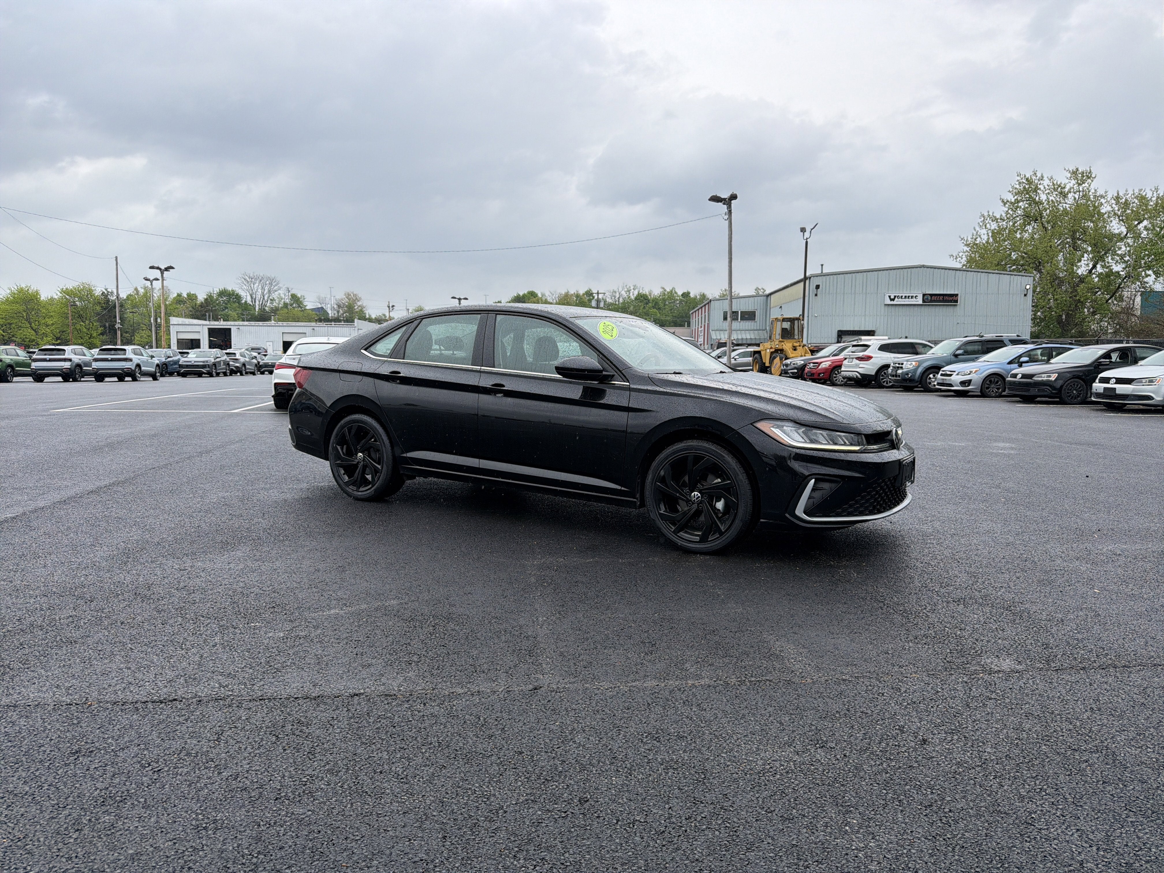 2025 Volkswagen Jetta 1.5T SE