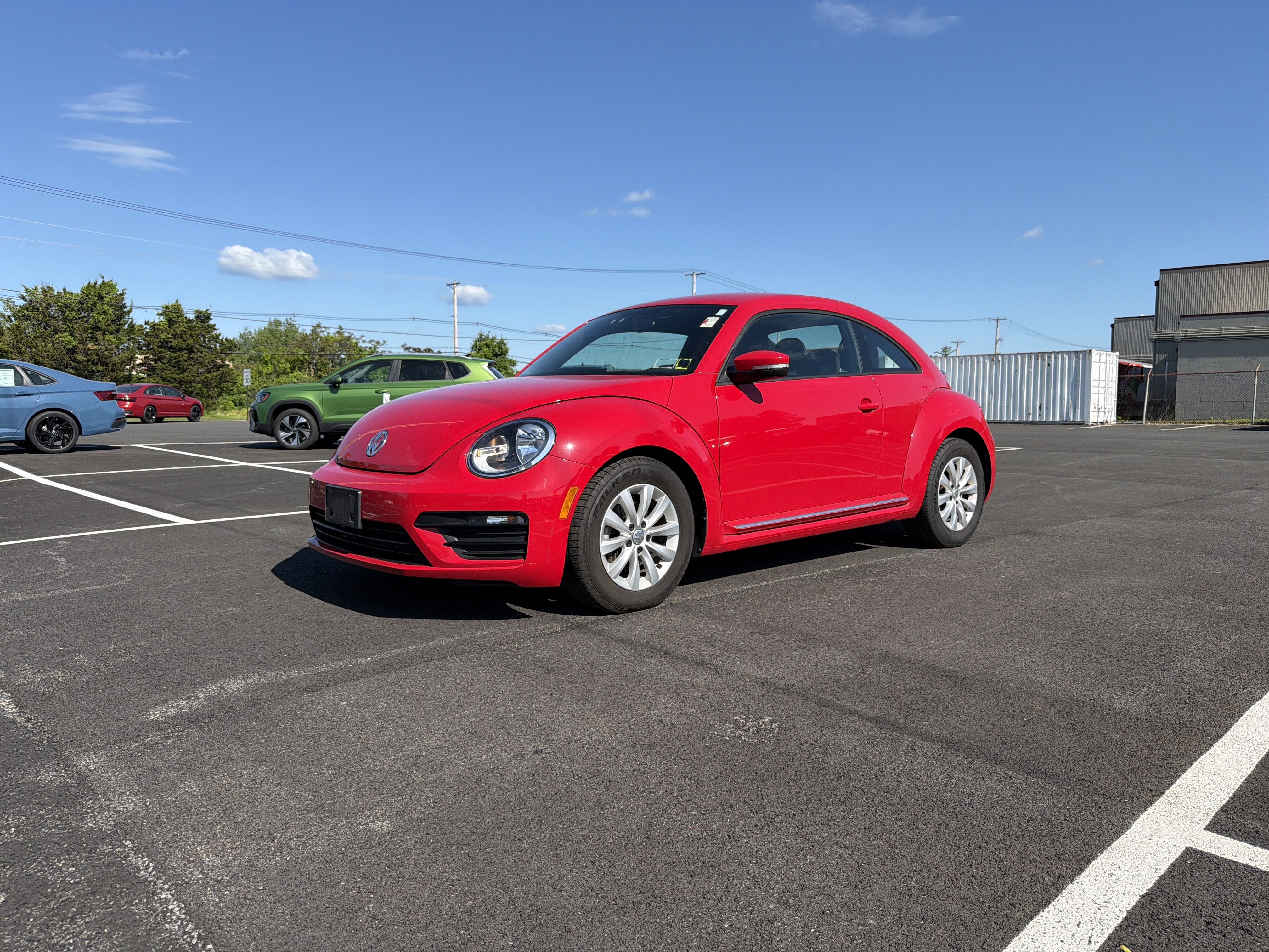 2019 Volkswagen Beetle 2.0T S Auto's photo