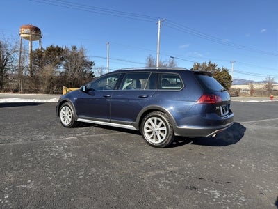 2017 Volkswagen Golf Alltrack TSI S 4Motion