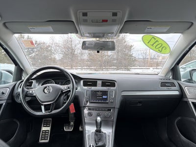 2017 Volkswagen Golf Alltrack TSI S 4Motion