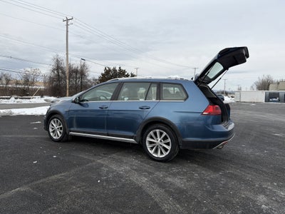 2017 Volkswagen Golf Alltrack TSI S 4Motion