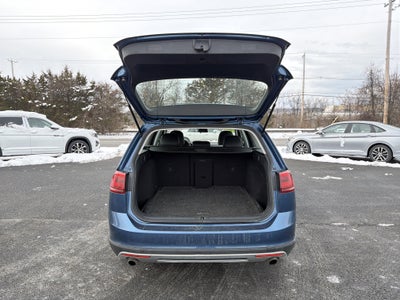 2017 Volkswagen Golf Alltrack TSI S 4Motion