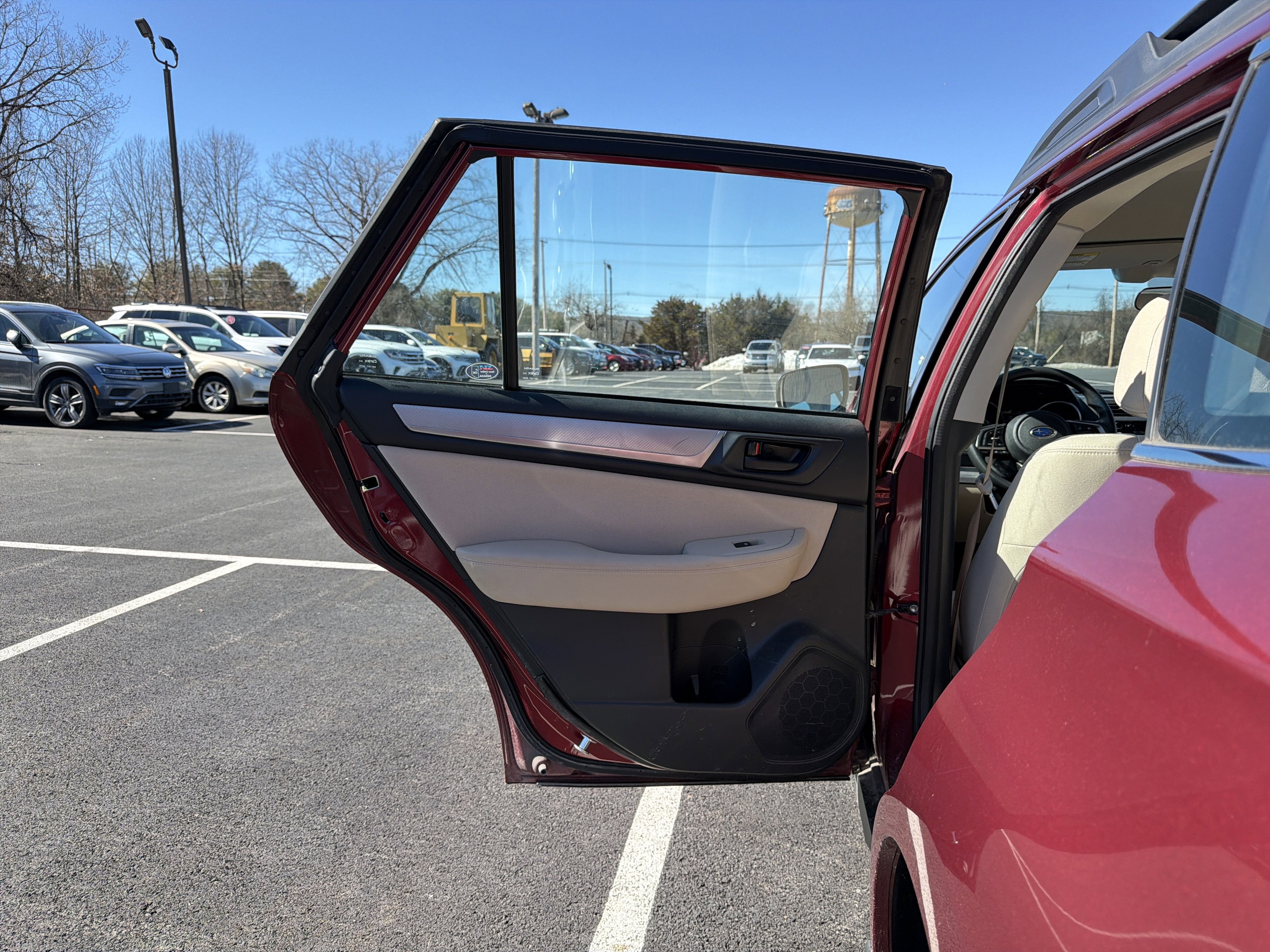 2019 Subaru Outback 2.5i