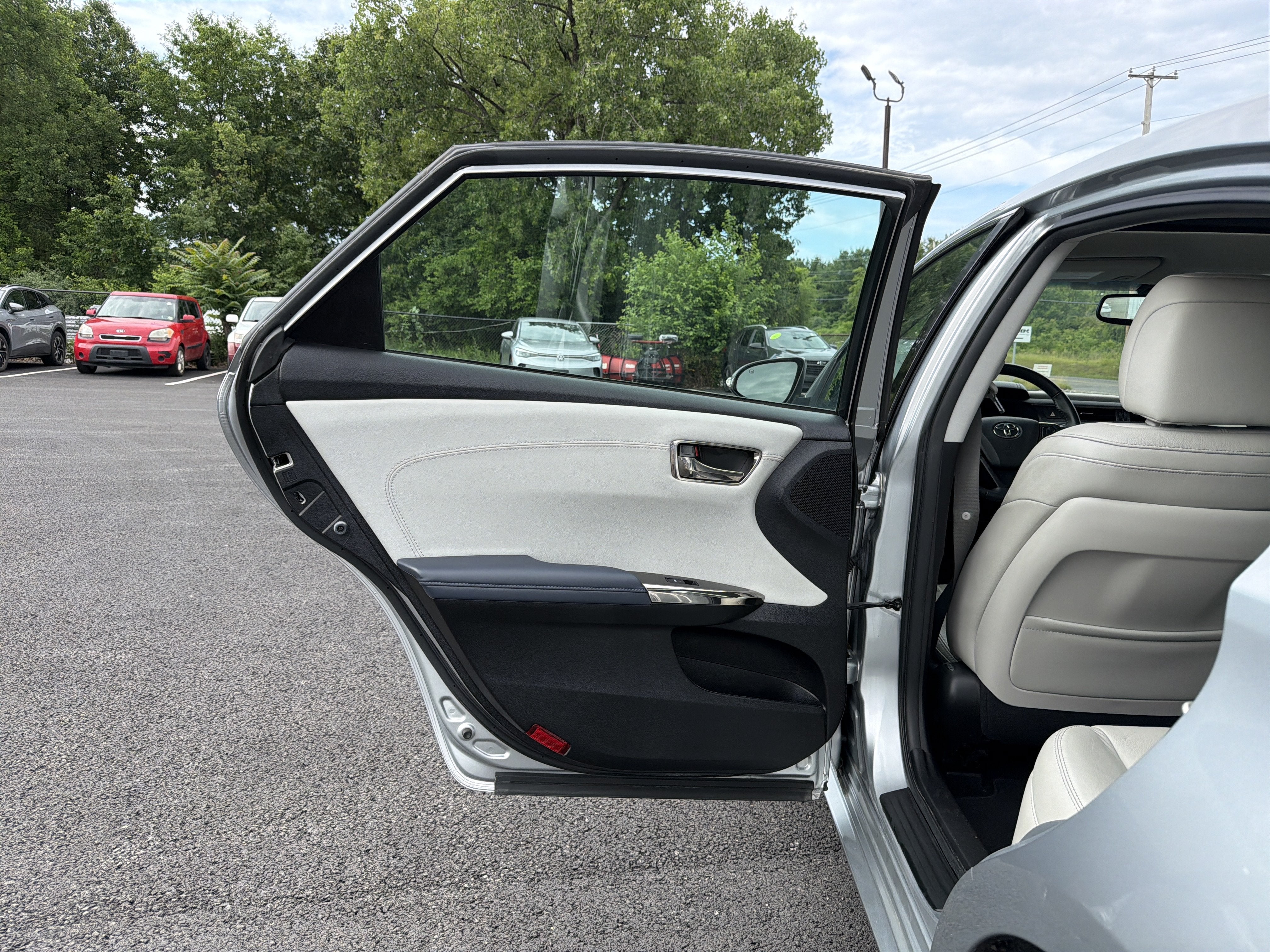 2015 Toyota Avalon XLE