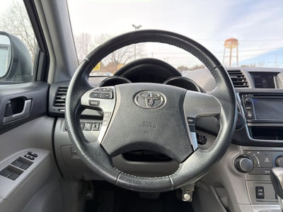 2013 Toyota Highlander Base Plus V6