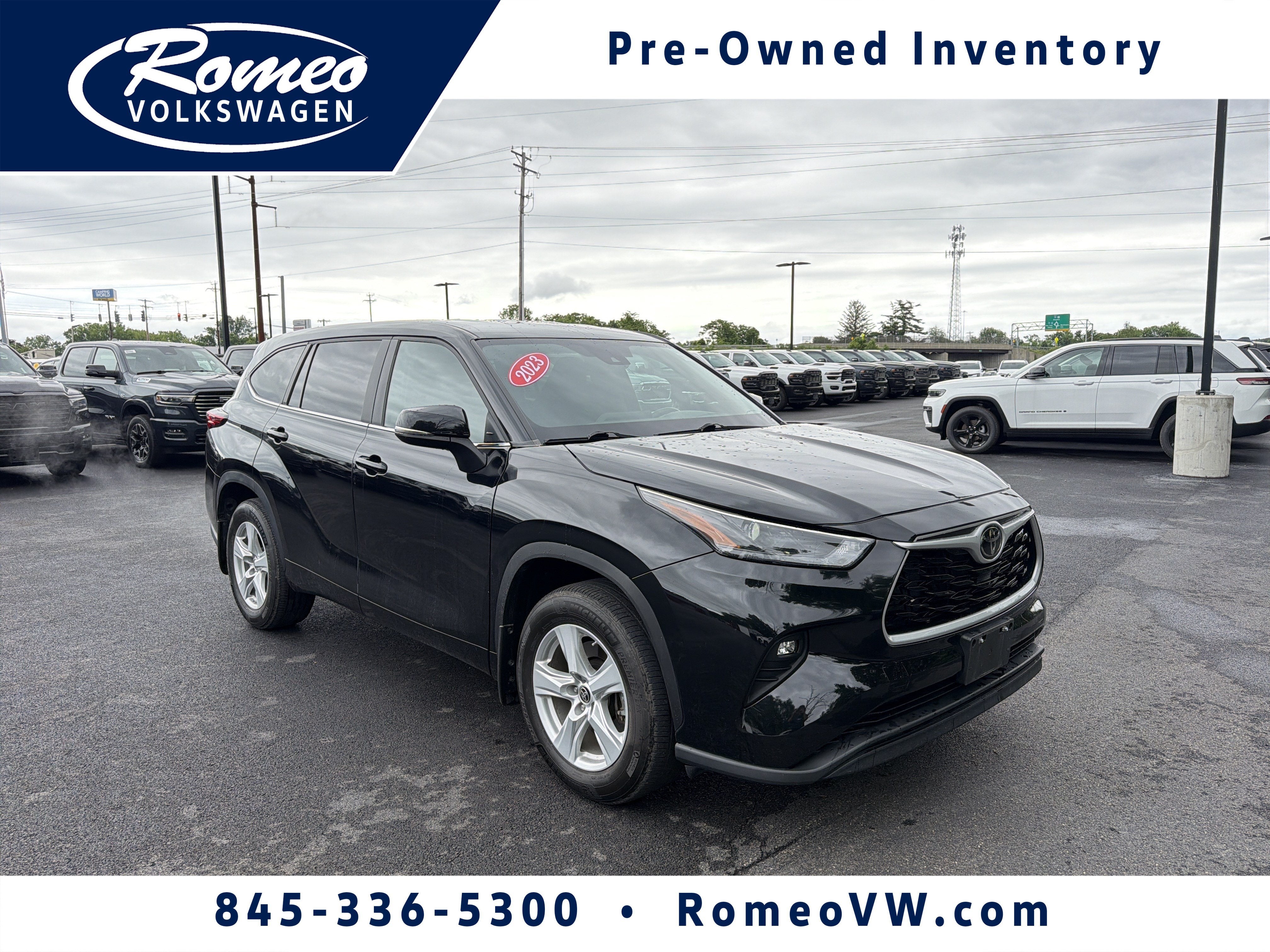 2023 Toyota Highlander LE