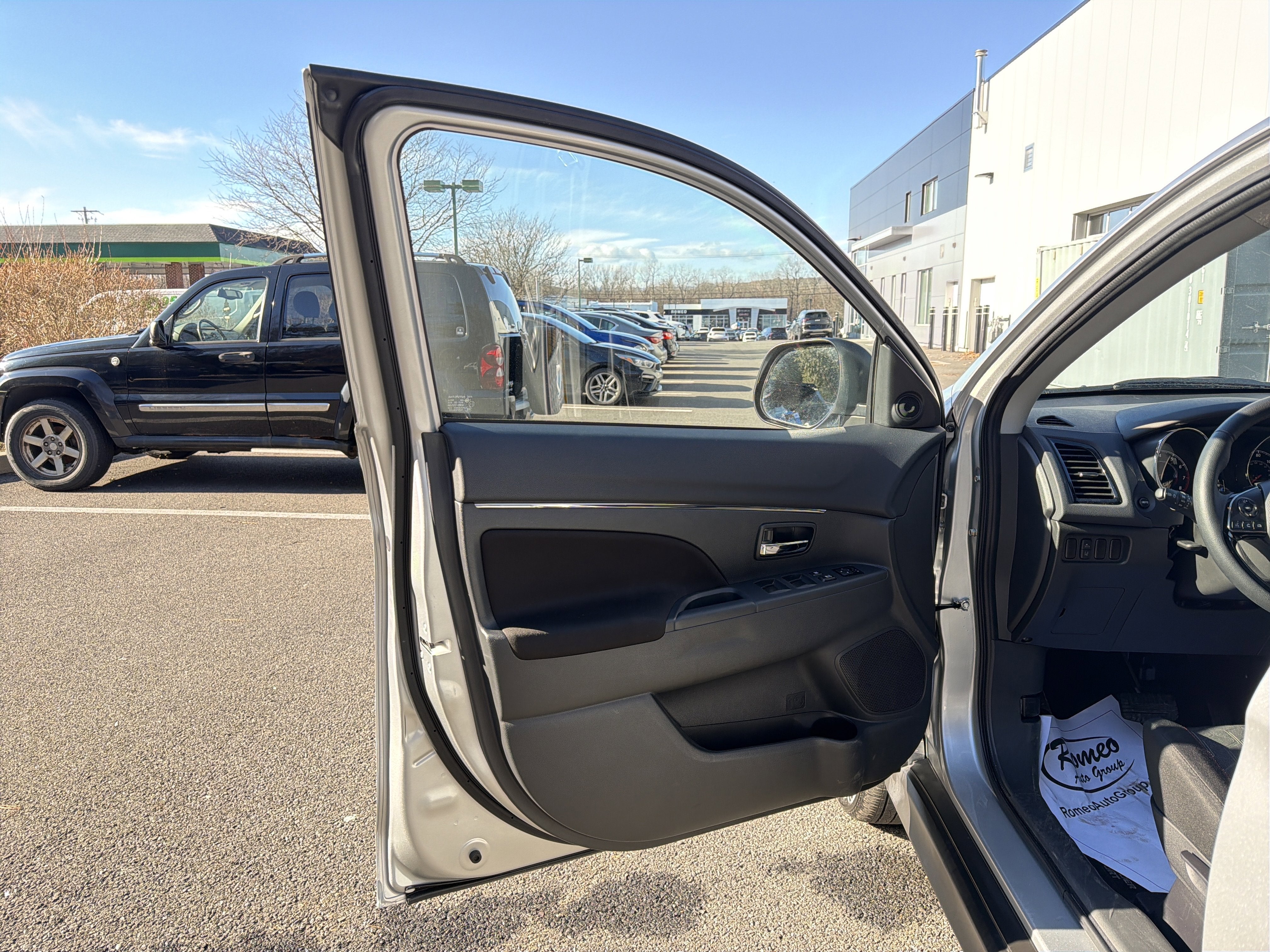 2025 Mitsubishi Outlander Sport Base