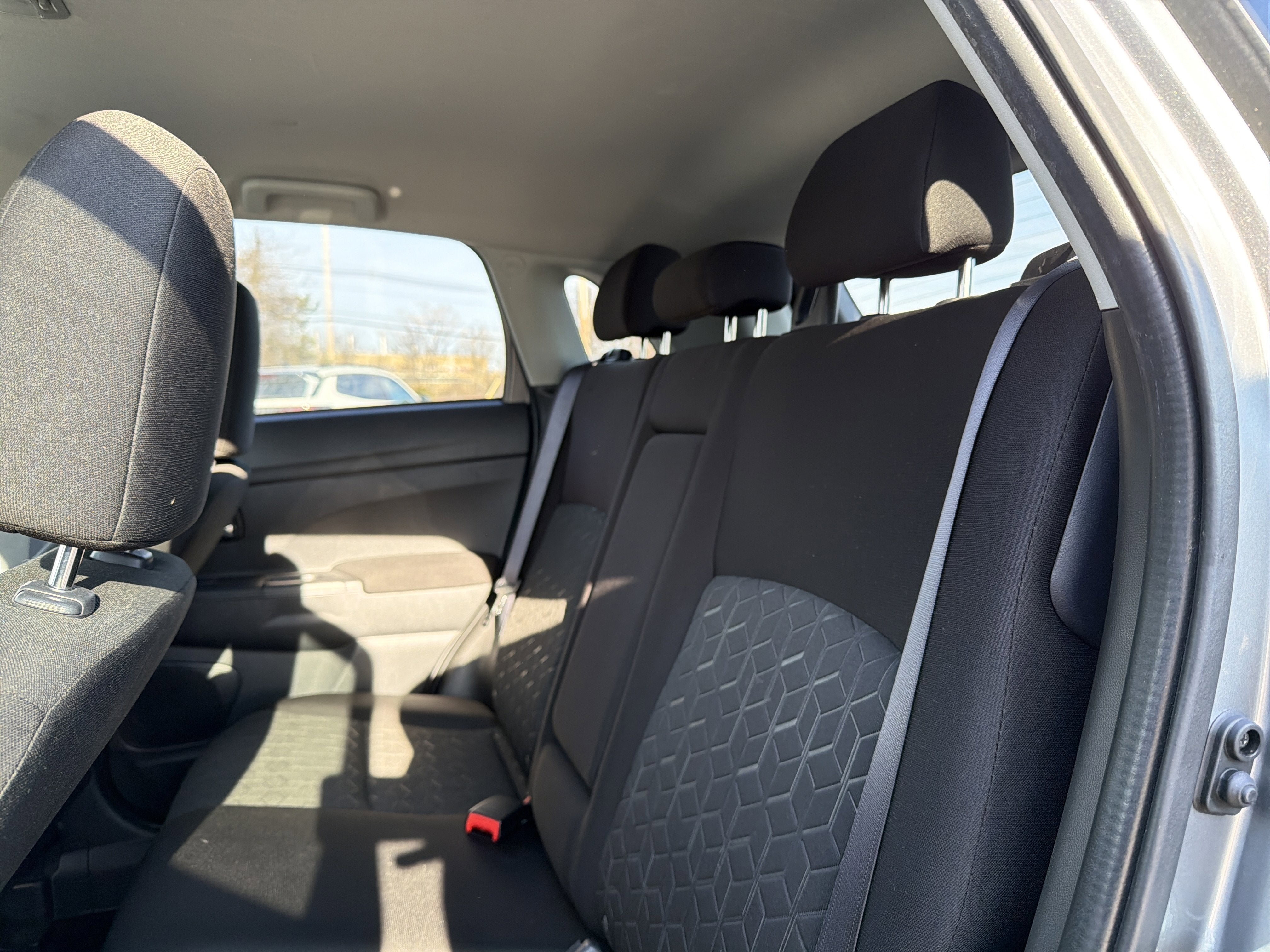 2024 Mitsubishi Outlander Sport 2.0 ES