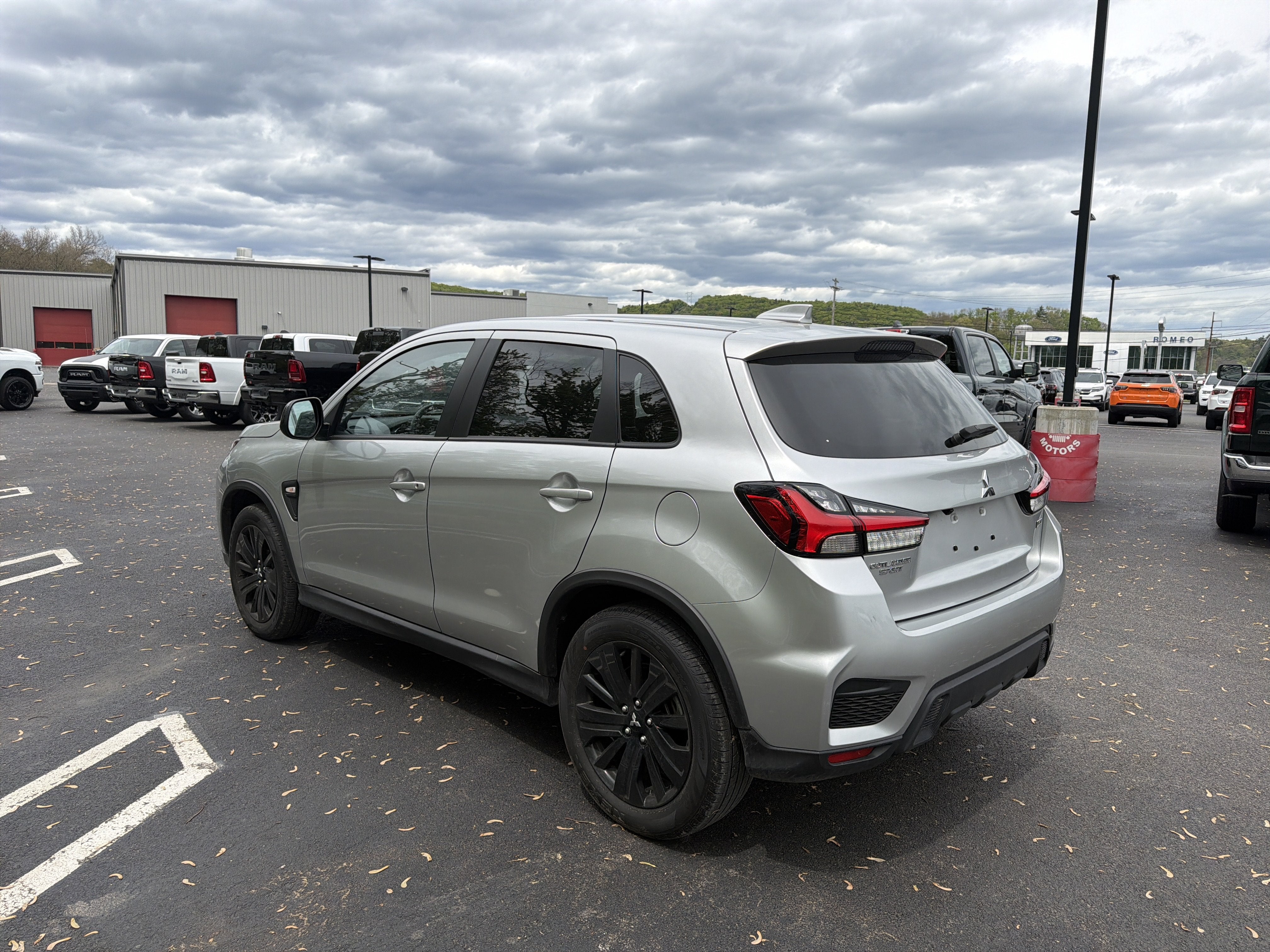 2025 Mitsubishi Outlander Sport 2.0 ES