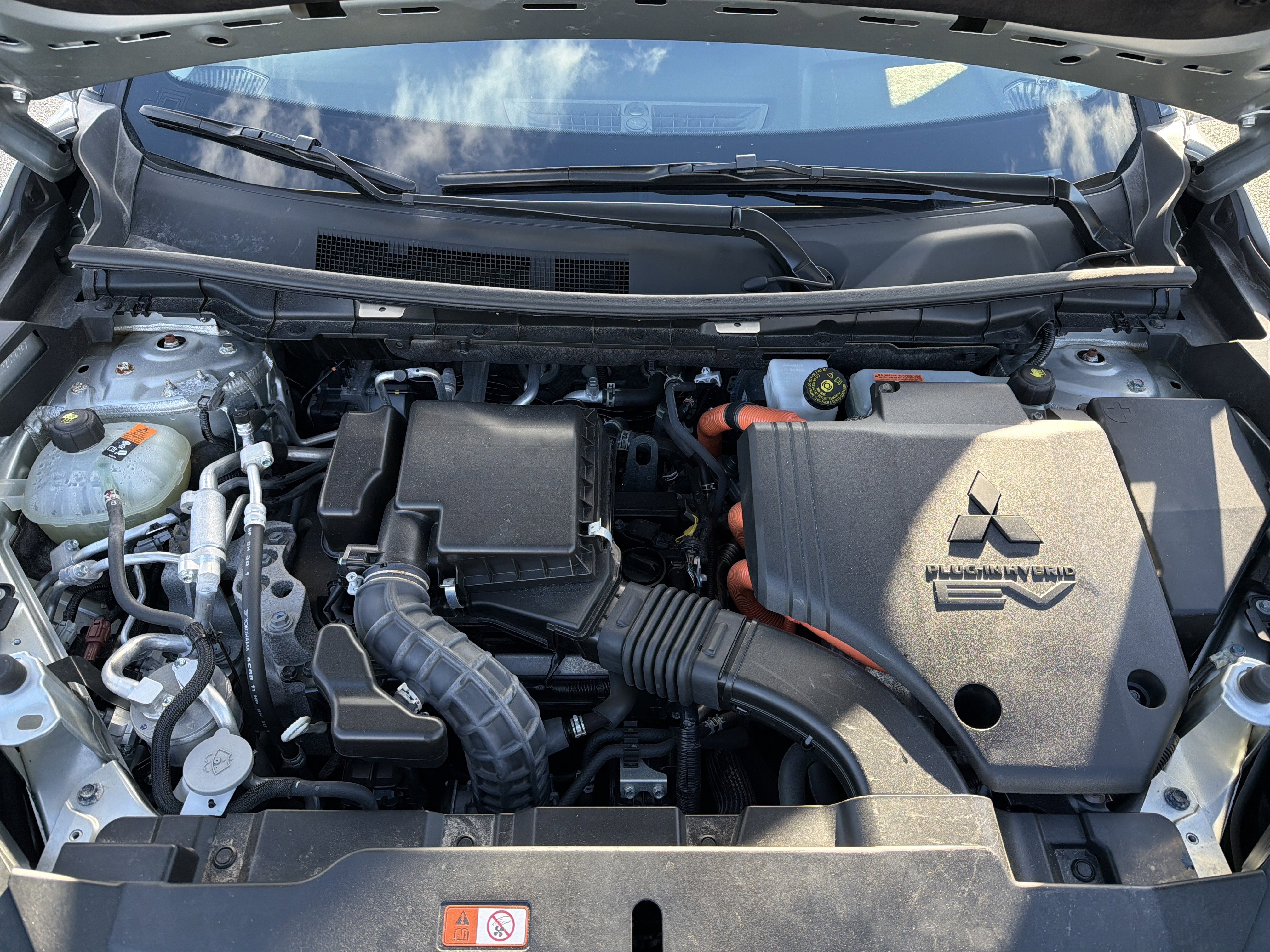 2023 Mitsubishi Outlander PHEV Base