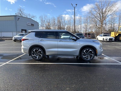 2023 Mitsubishi Outlander PHEV Base