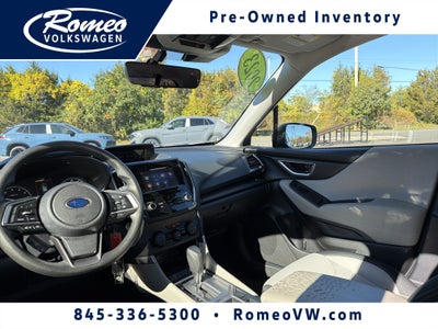 2023 Subaru Forester Base