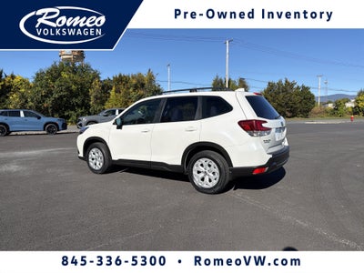 2023 Subaru Forester Base